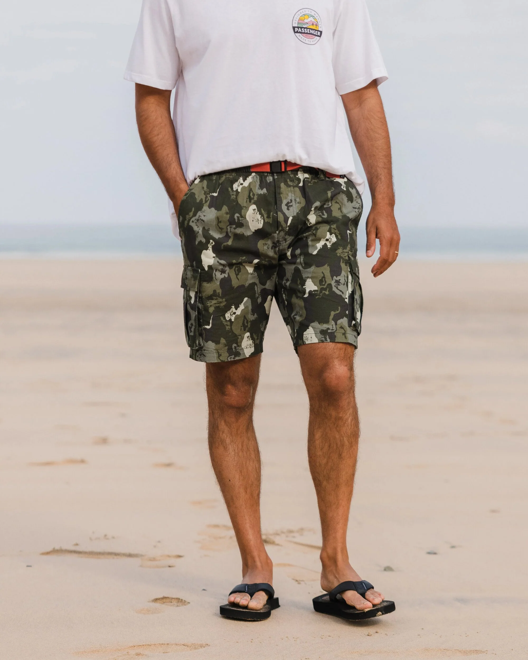 Adventurer Cargo Cotton Short - Sycamore Khaki Camo - Image 4