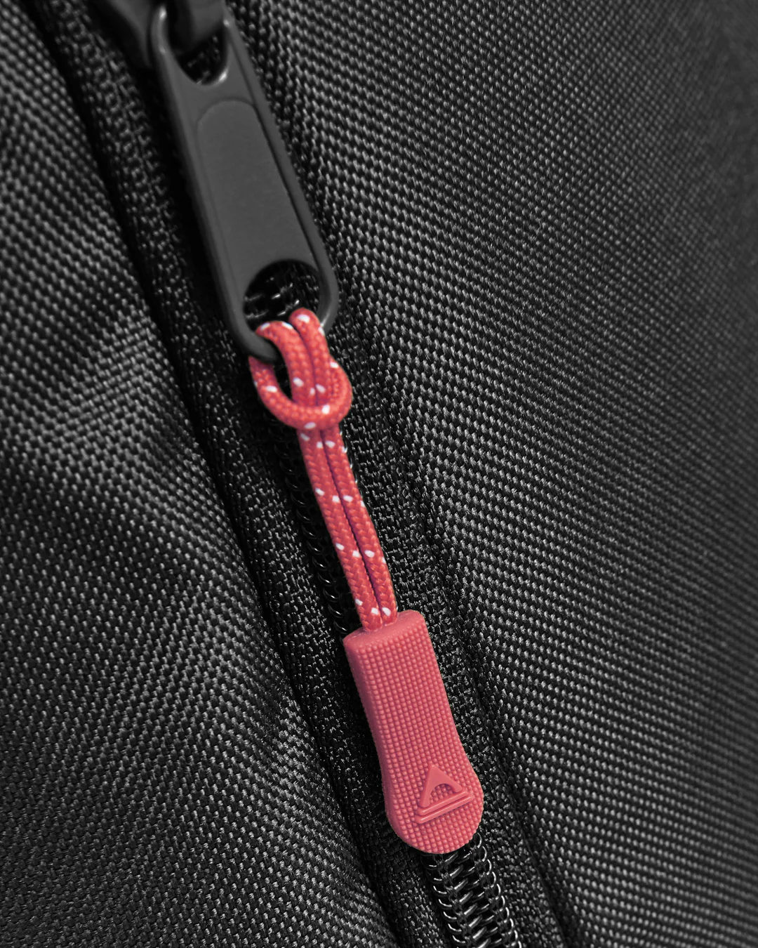 Ascent Weekender 35L Backpack - Black - Image 8