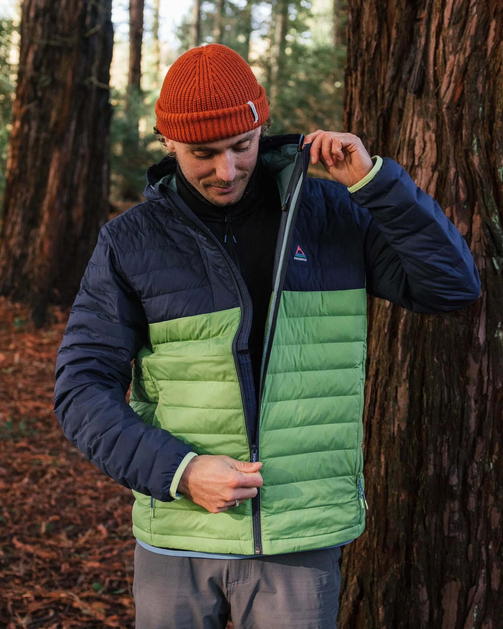 Ashland Down Jacket - Rich Navy/Pear Green - Image 5