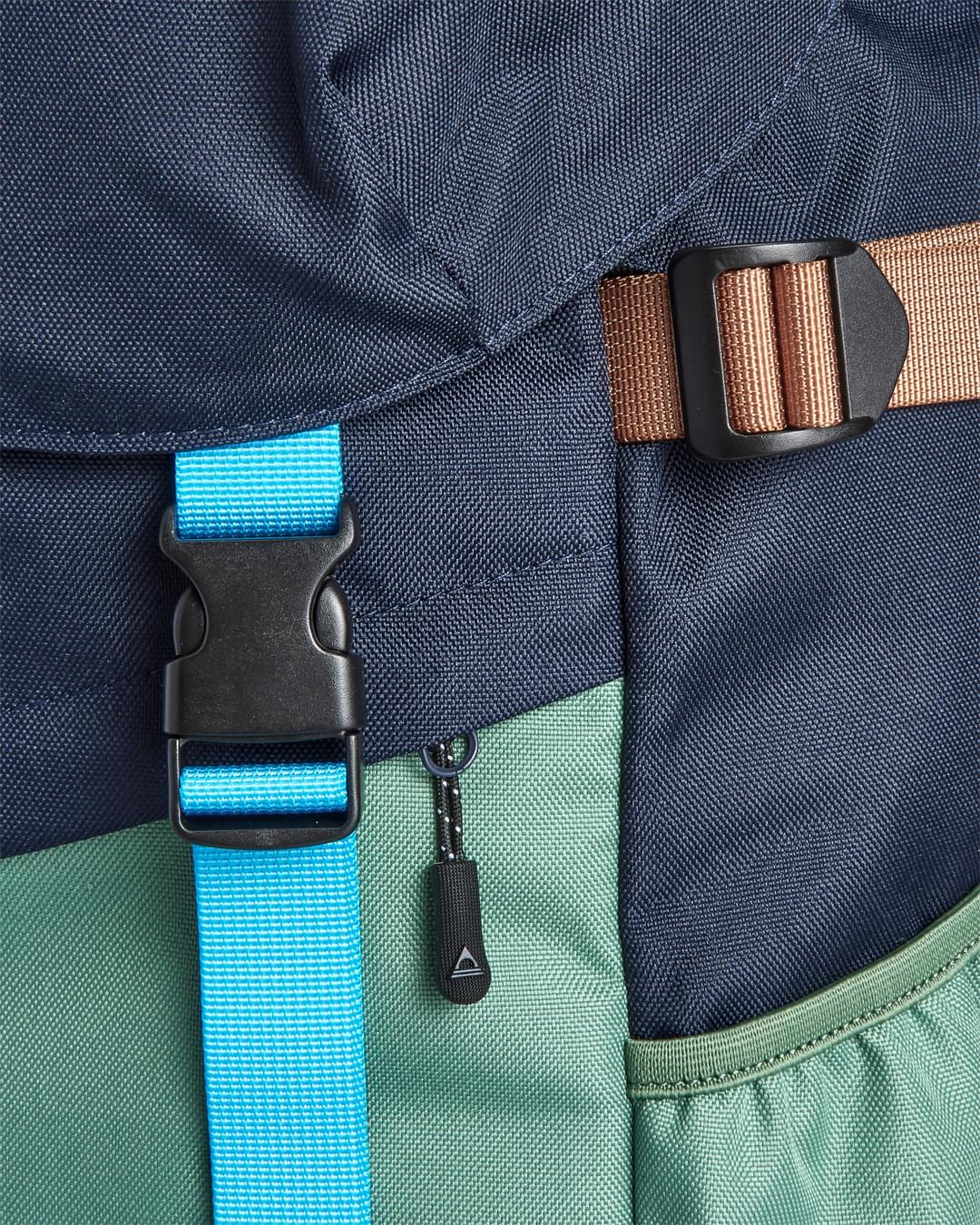 Boondocker 26L Backpack - Deep Navy/Laurel Green - Image 11