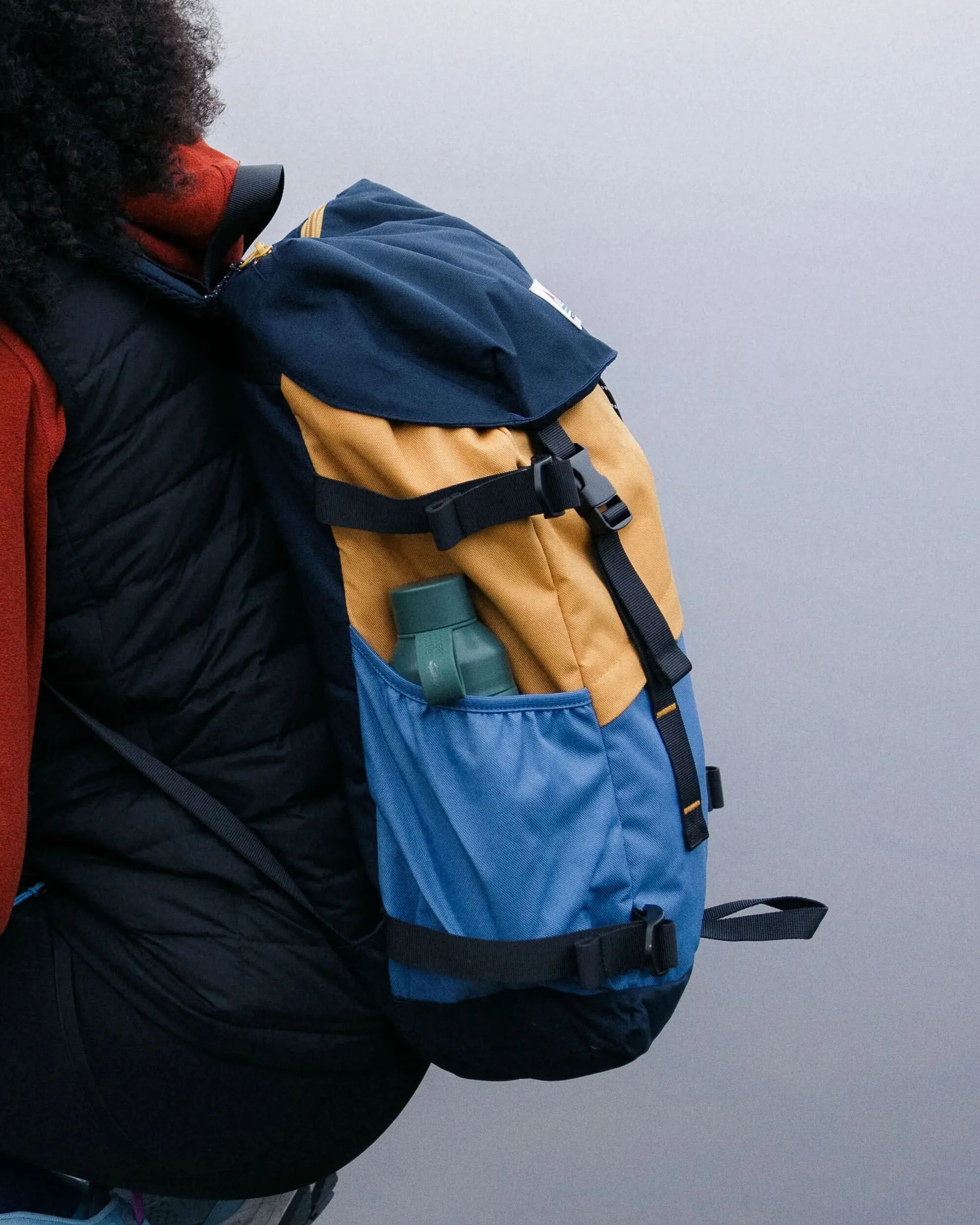 Boondocker 26L Backpack - Honey/Dark Denim/Rich Navy - Image 4