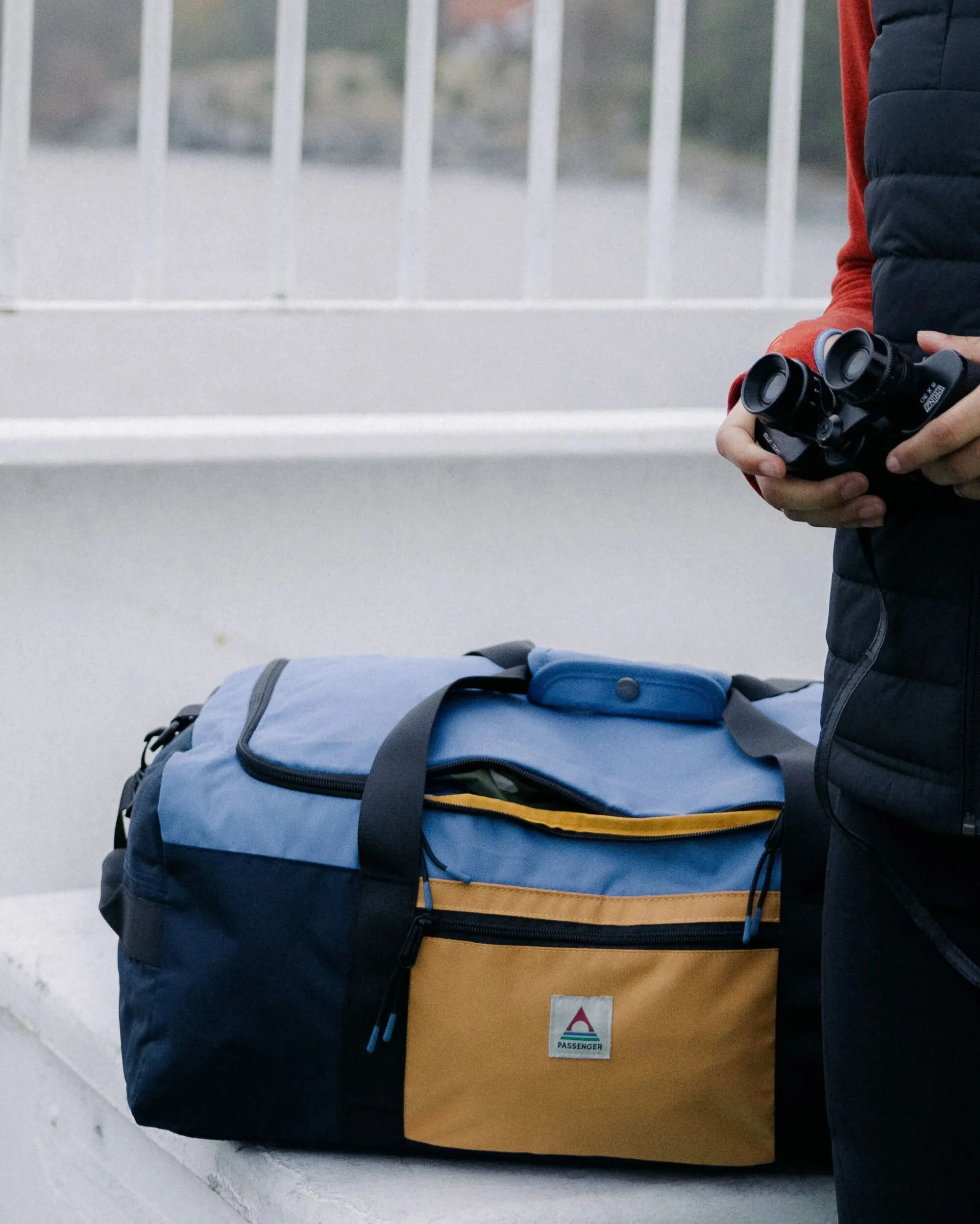 Boondocker 30L Duffel - Honey/Dark Denim/Rich Navy - Image 4