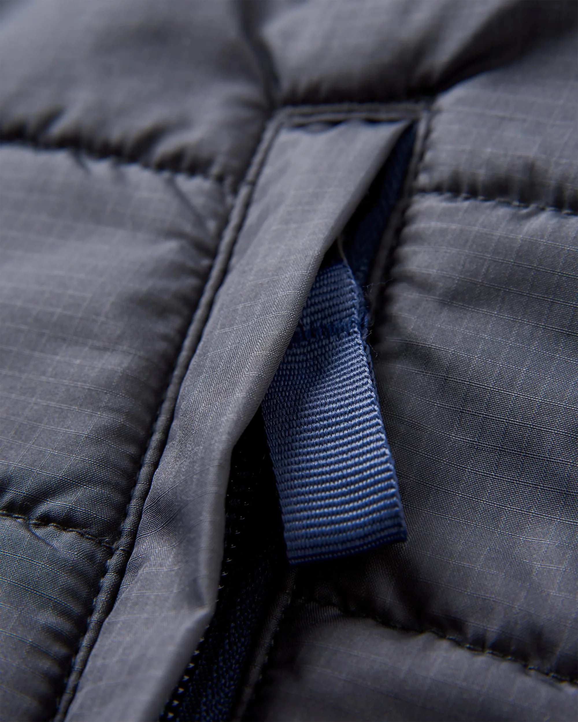Born Explorer Polar-Lined Sherpa Fleece - Arctic/Charcoal - Image 6