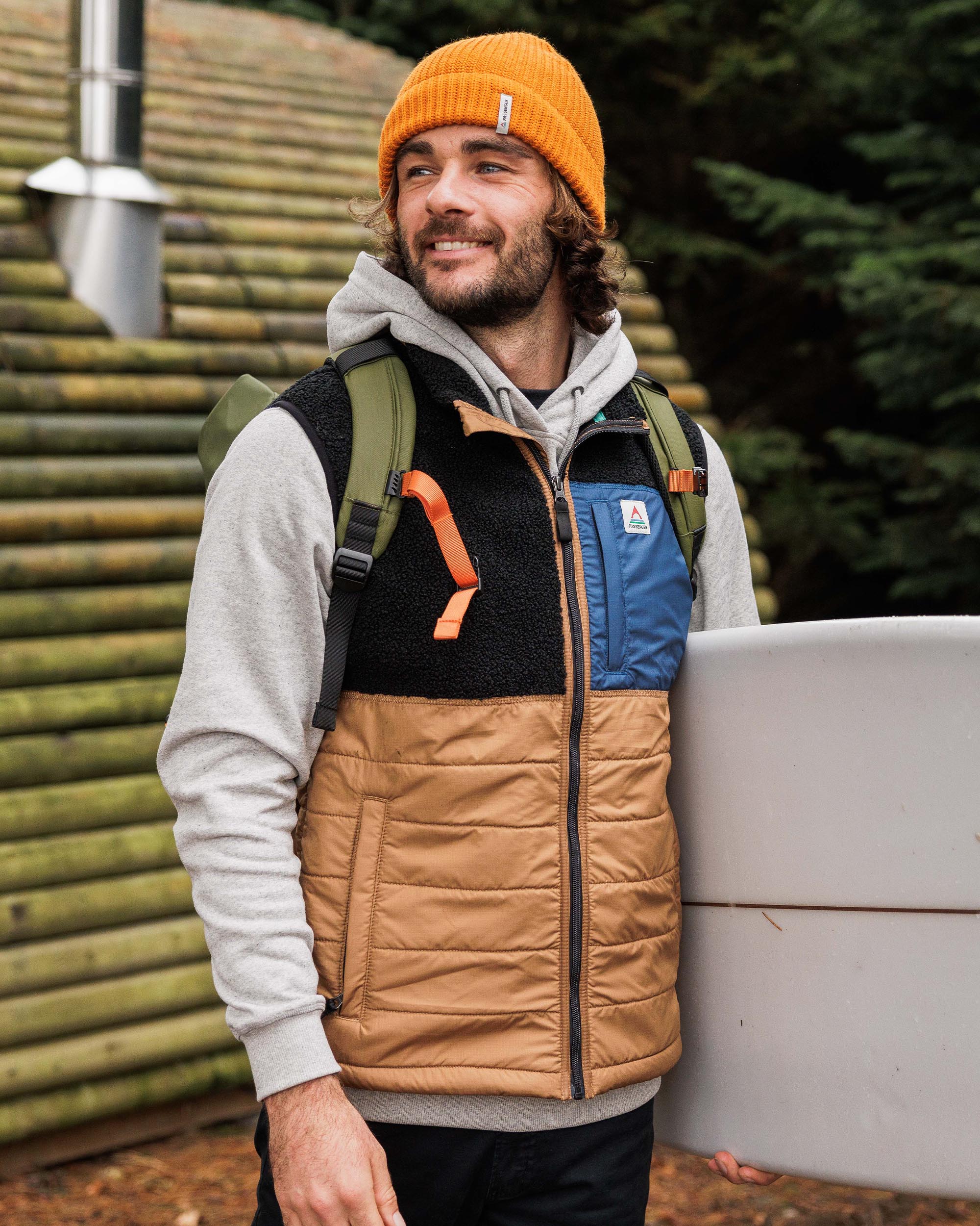 Born Explorer Polar-Lined Sherpa Vest - Black - Image 3