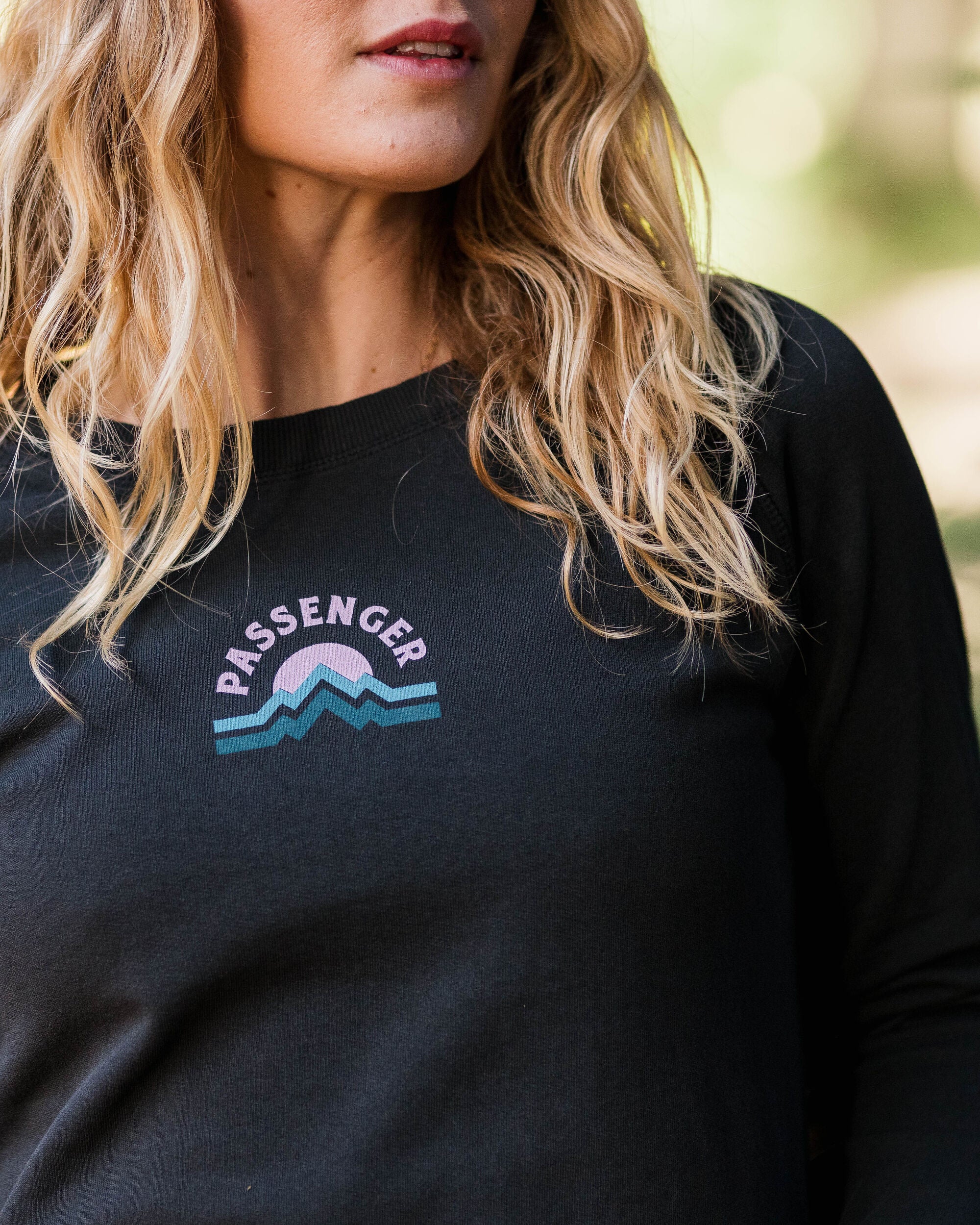 Breathe Sweatshirt - Black - Image 3