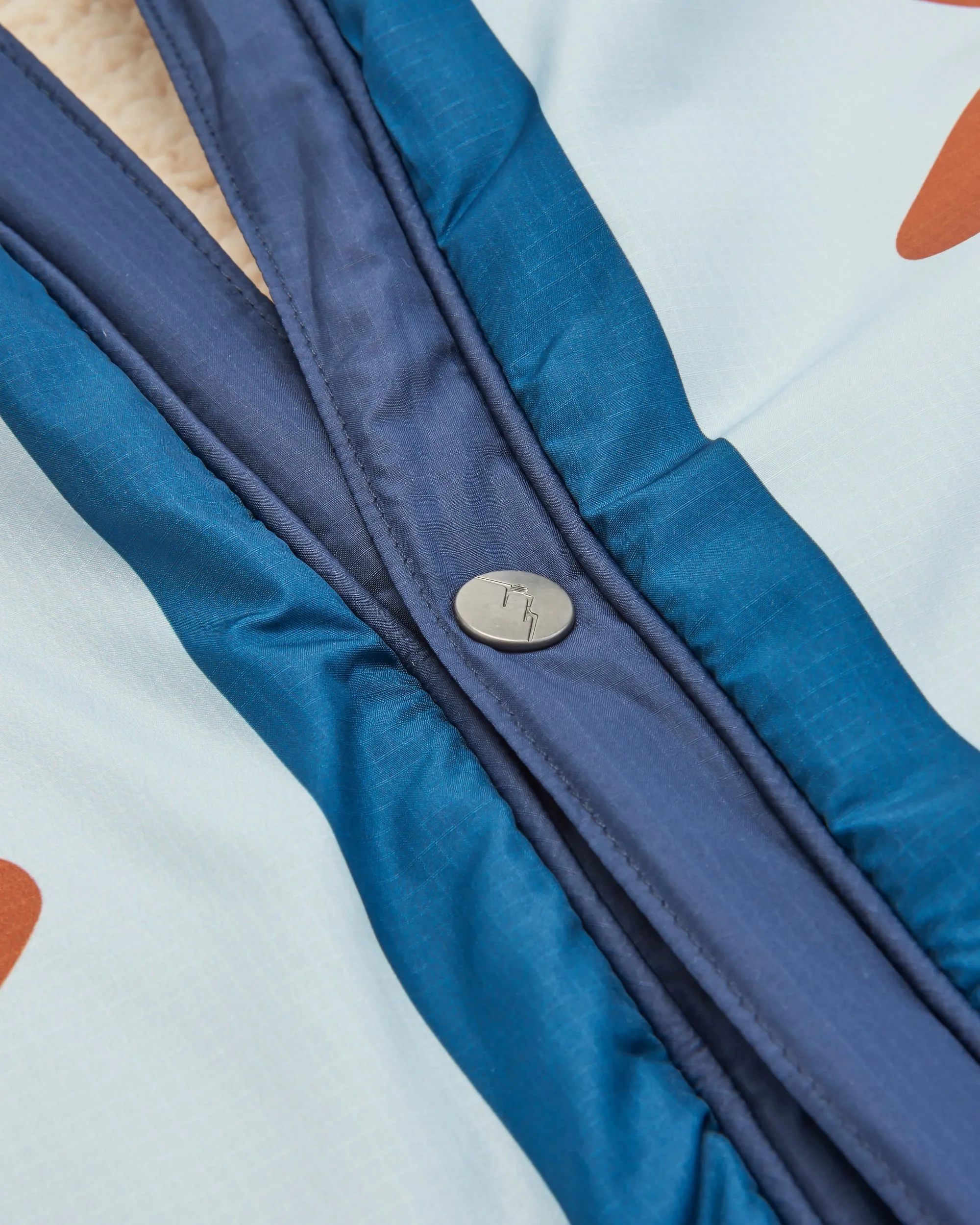 Cabin Sherpa Blanket - Mountain Geo Grey Blue - Image 8