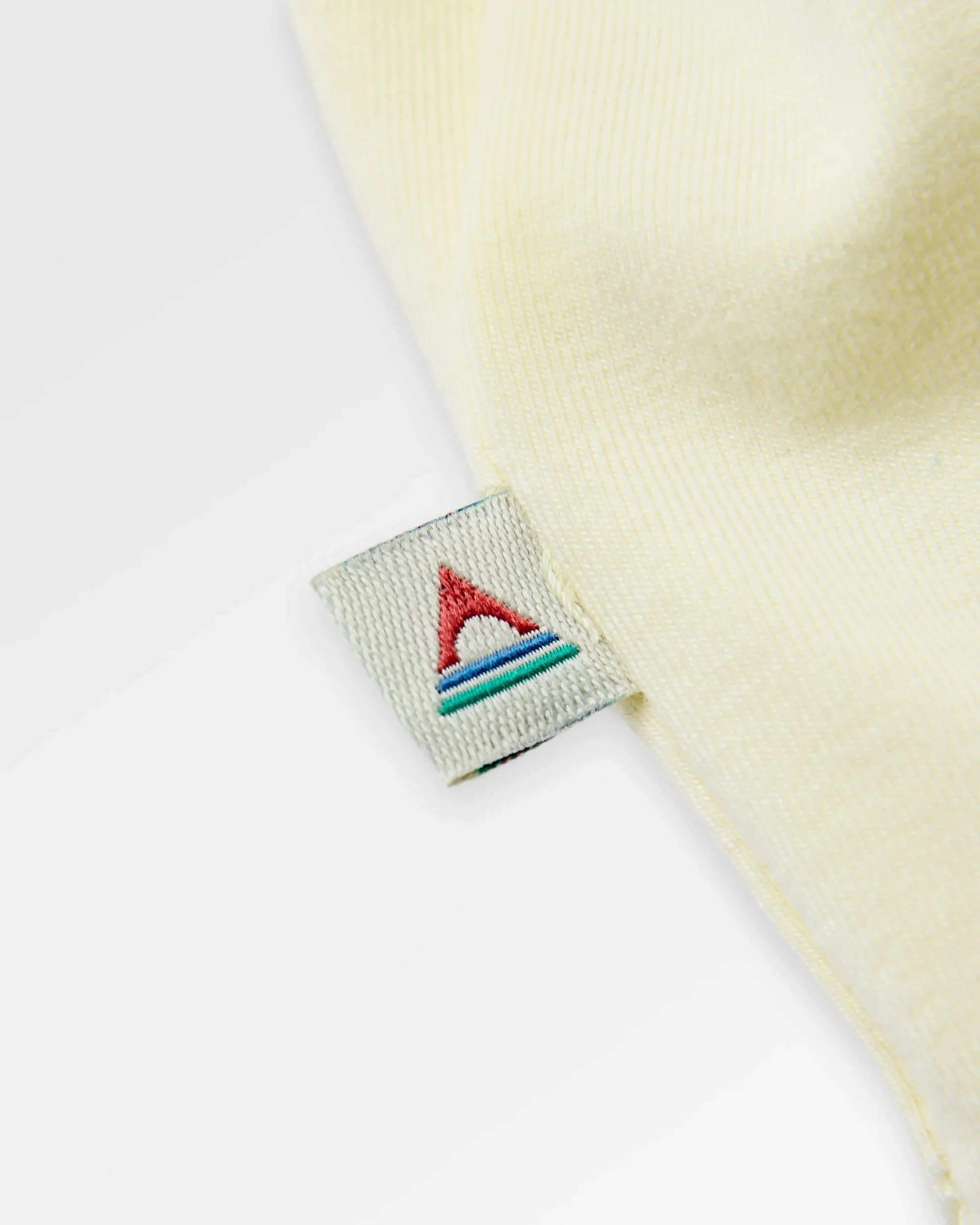 Chase The Light DrireleaseĀ® Active LS T-Shirt - Pale Yellow - Image 6