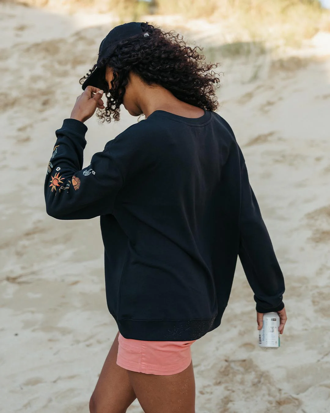 Chica Oversized Sweatshirt - Black - Image 4