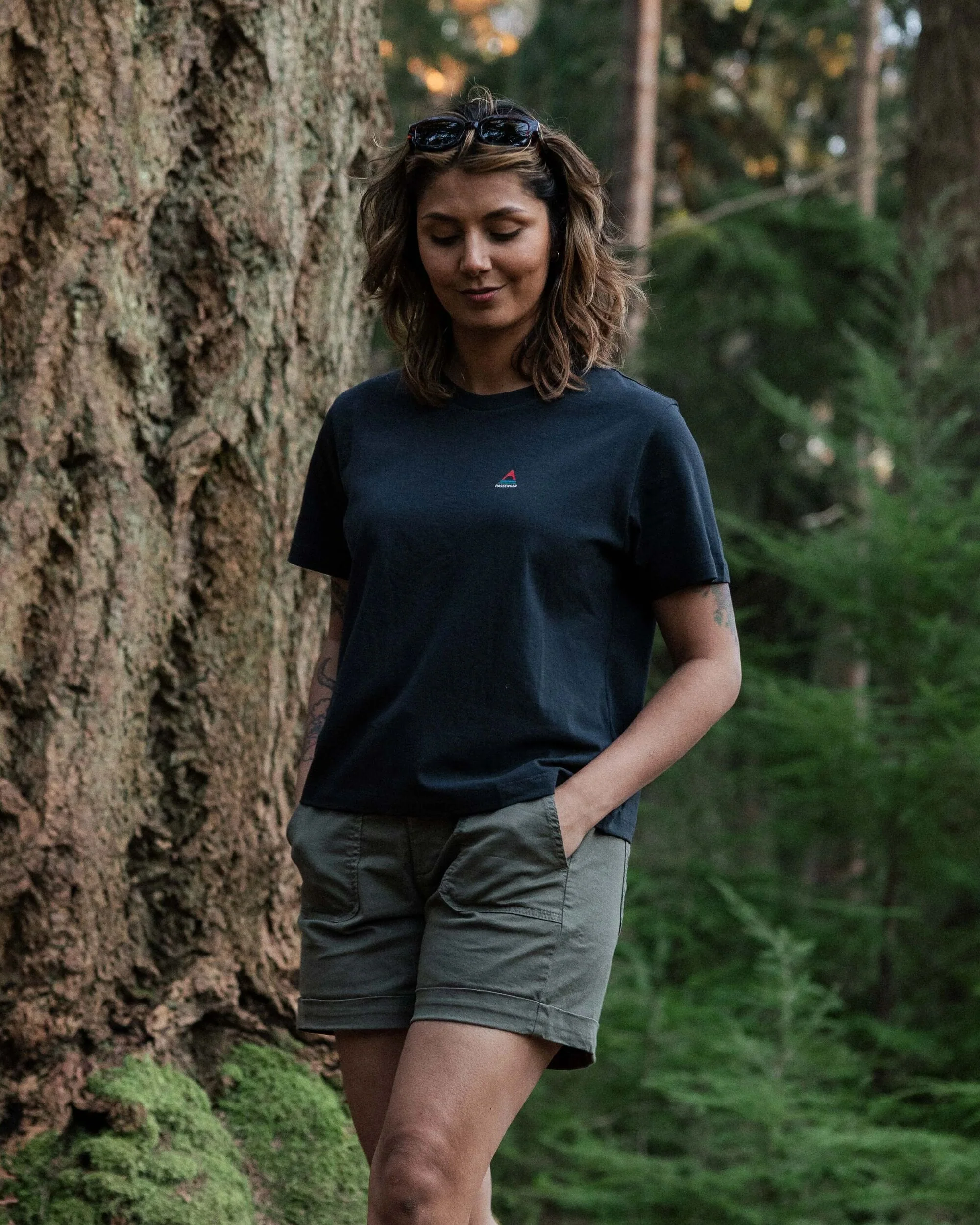 Classic T-Shirt - Black - Image 3