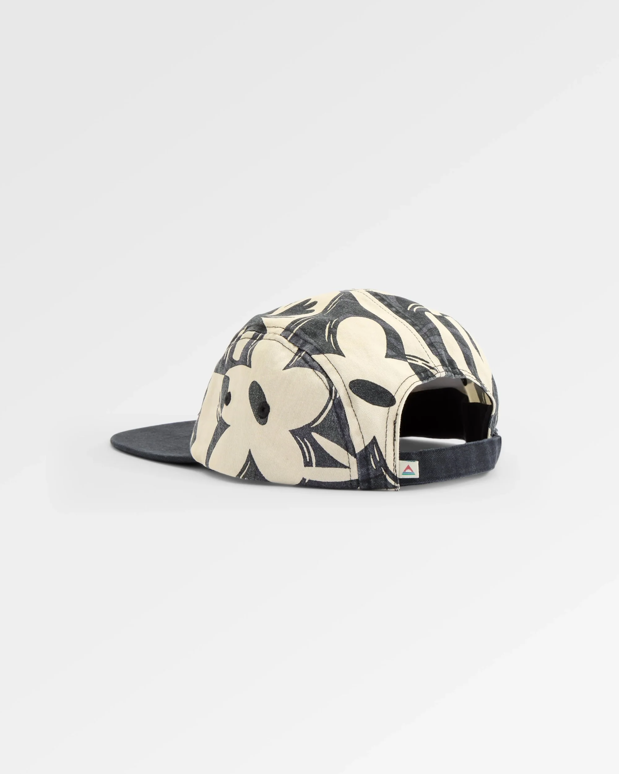 Coast 5 Panel Snapback Cap - Roam Further Black - Image 2