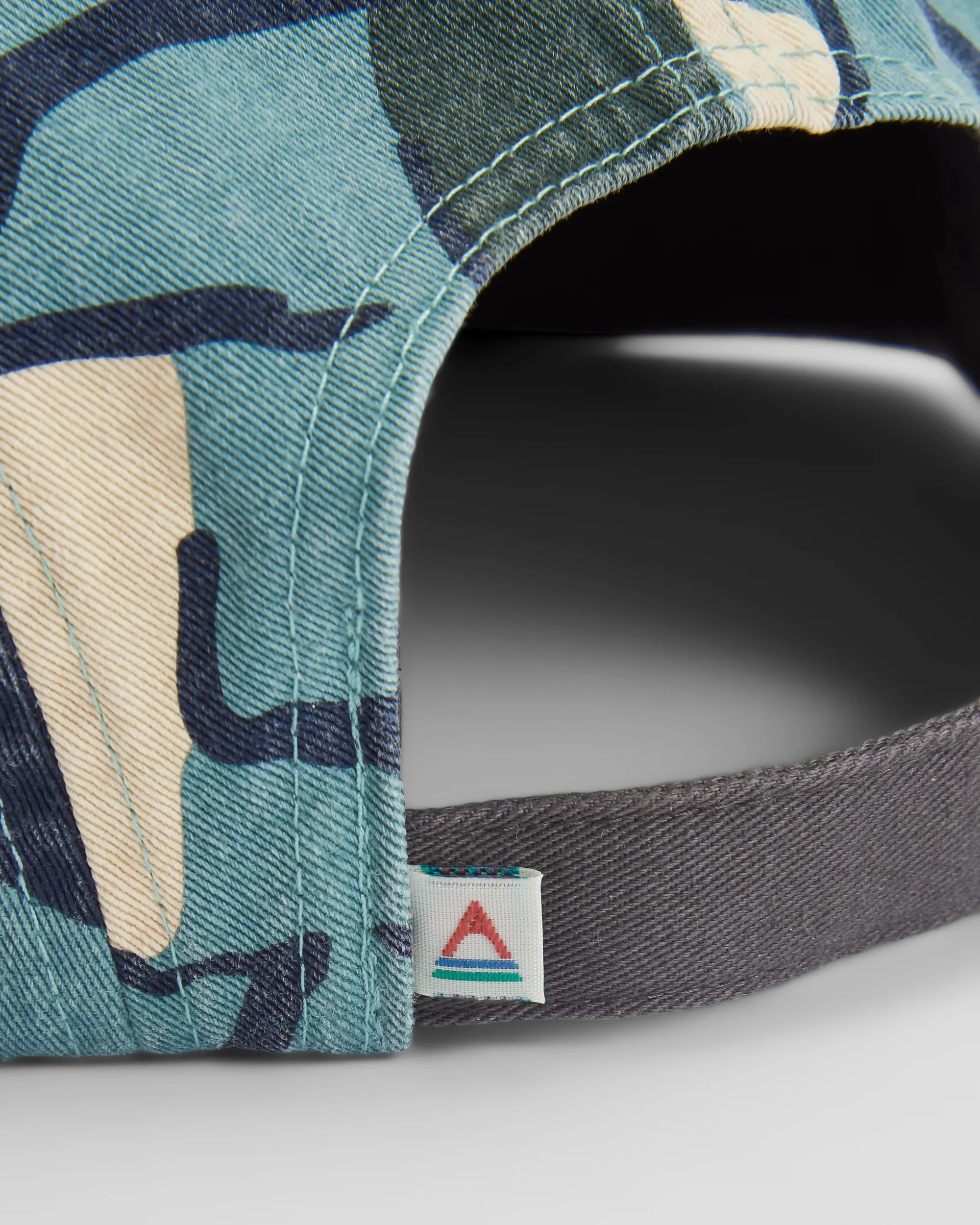 Coast Organic Cotton 5 Panel Cap - Abstract Trails Arctic - Image 6