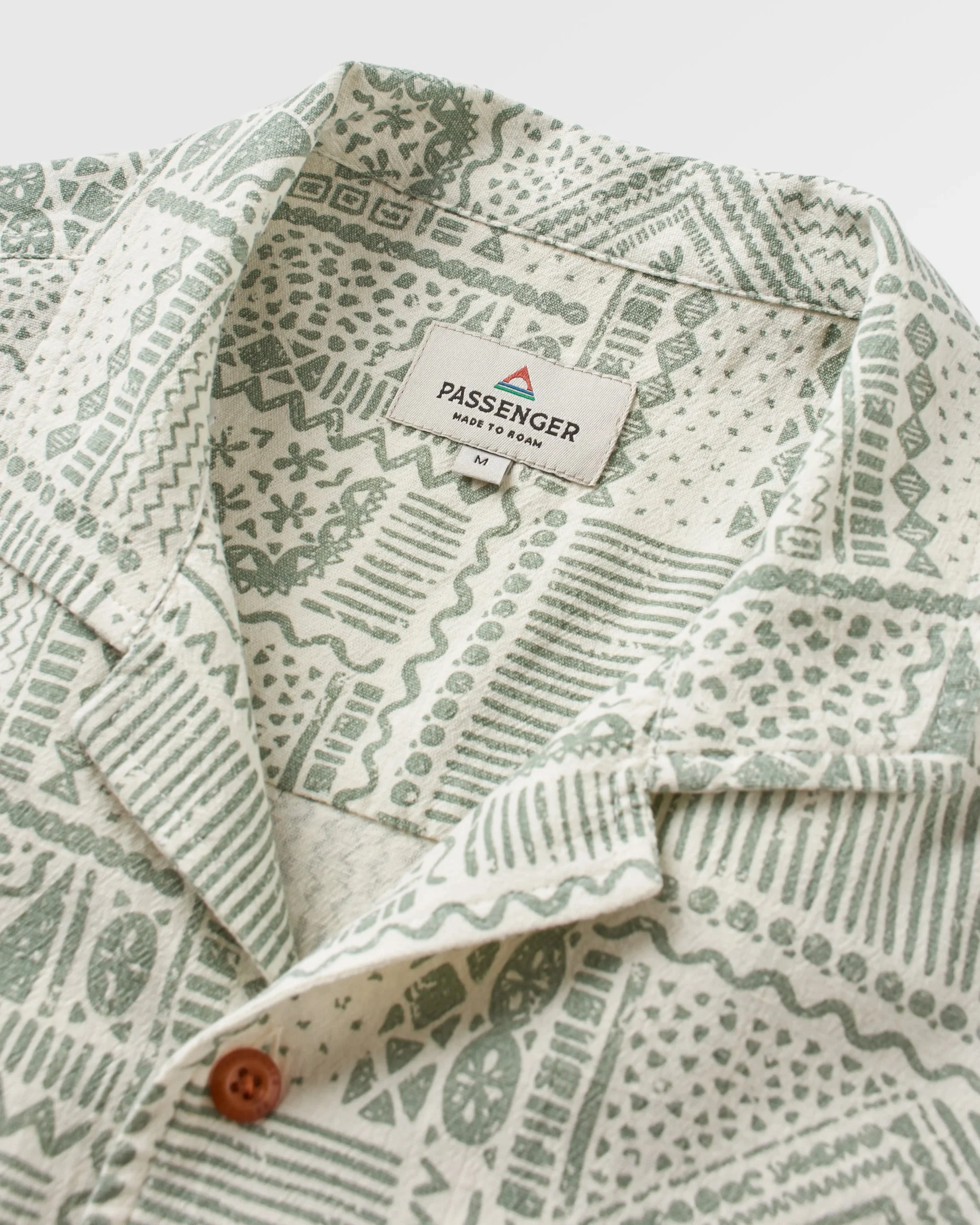 Cove Organic Cotton Short Sleeve Shirt - Vintage Patchwork Pistachio - Image 2