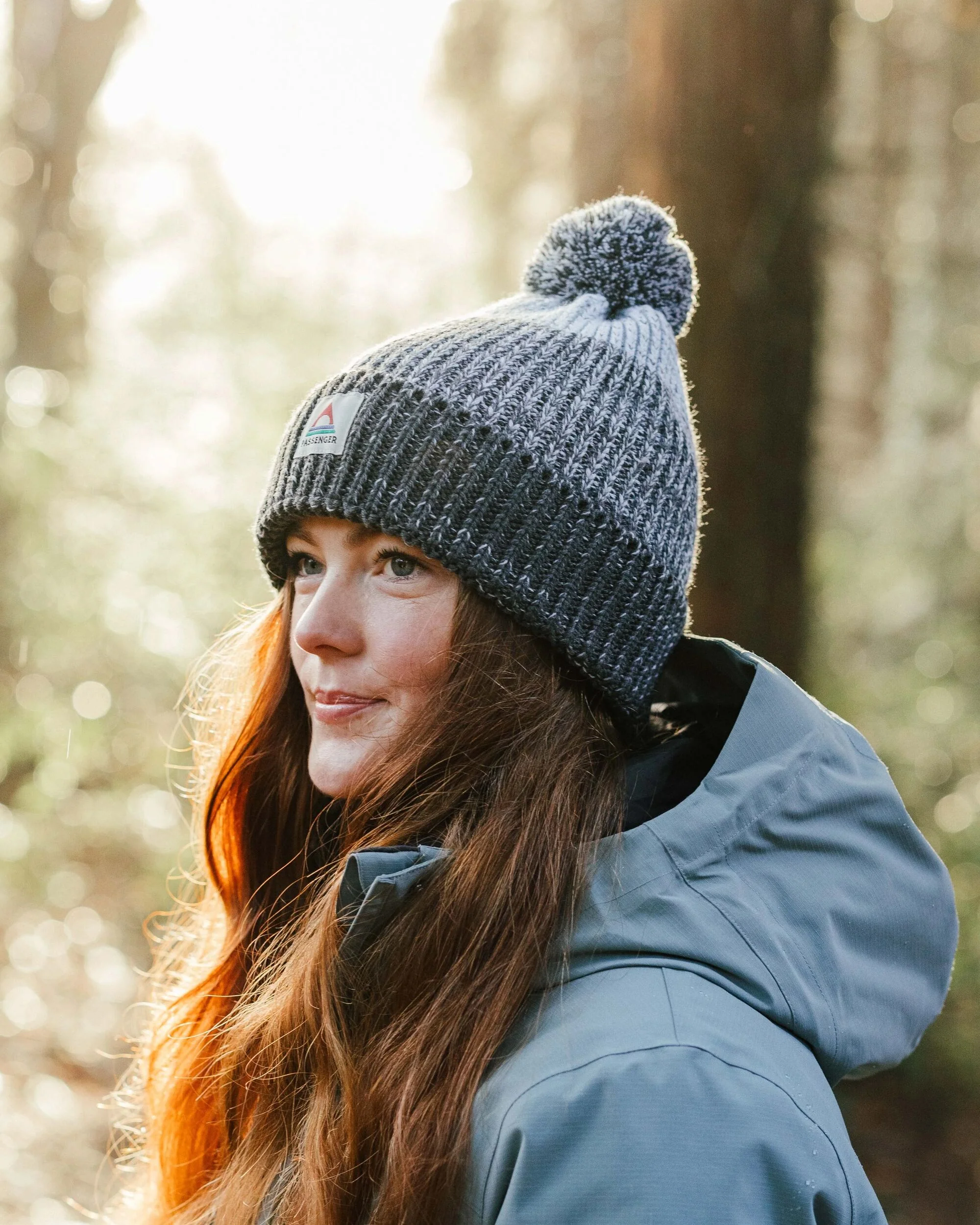 Crag Bobble Hat - Charcoal/Arctic - Image 2