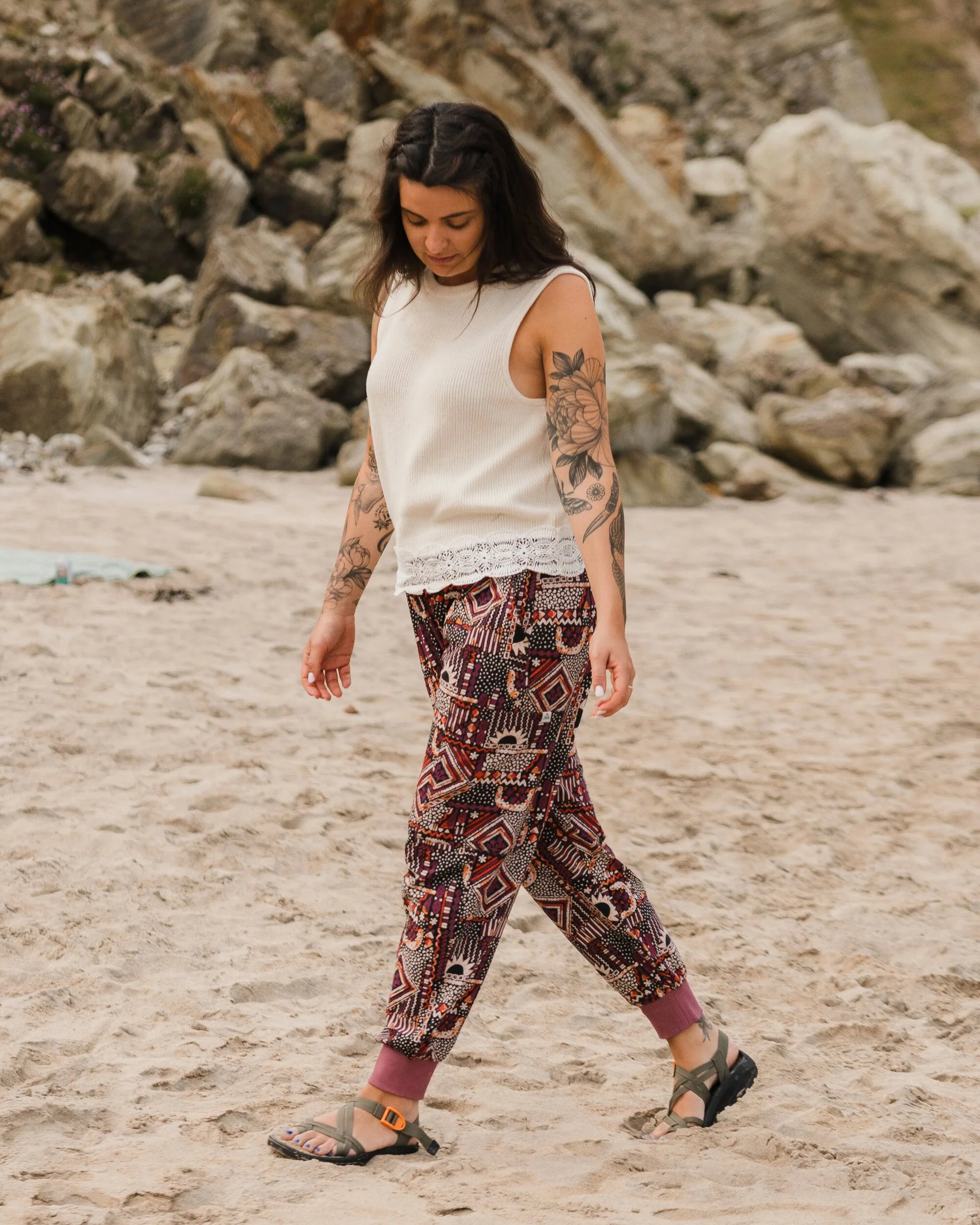 Day Dream Trouser - Vintage Patchwork Black/Multi - Image 3