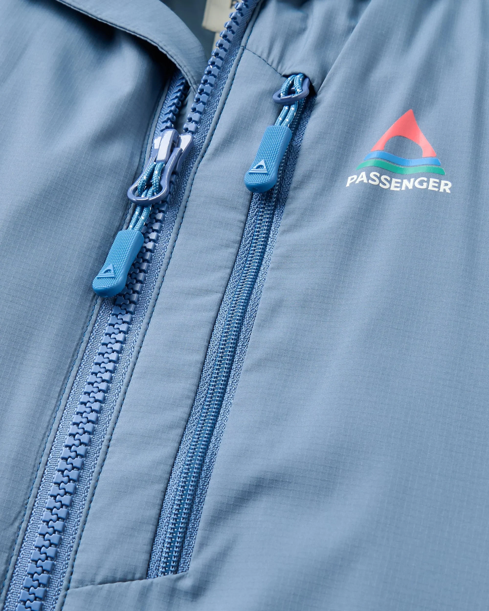 Daybreak Lightweight Thermore® Insulated Jacket - Rich Navy/Storm Grey/Dark Denim - Image 2