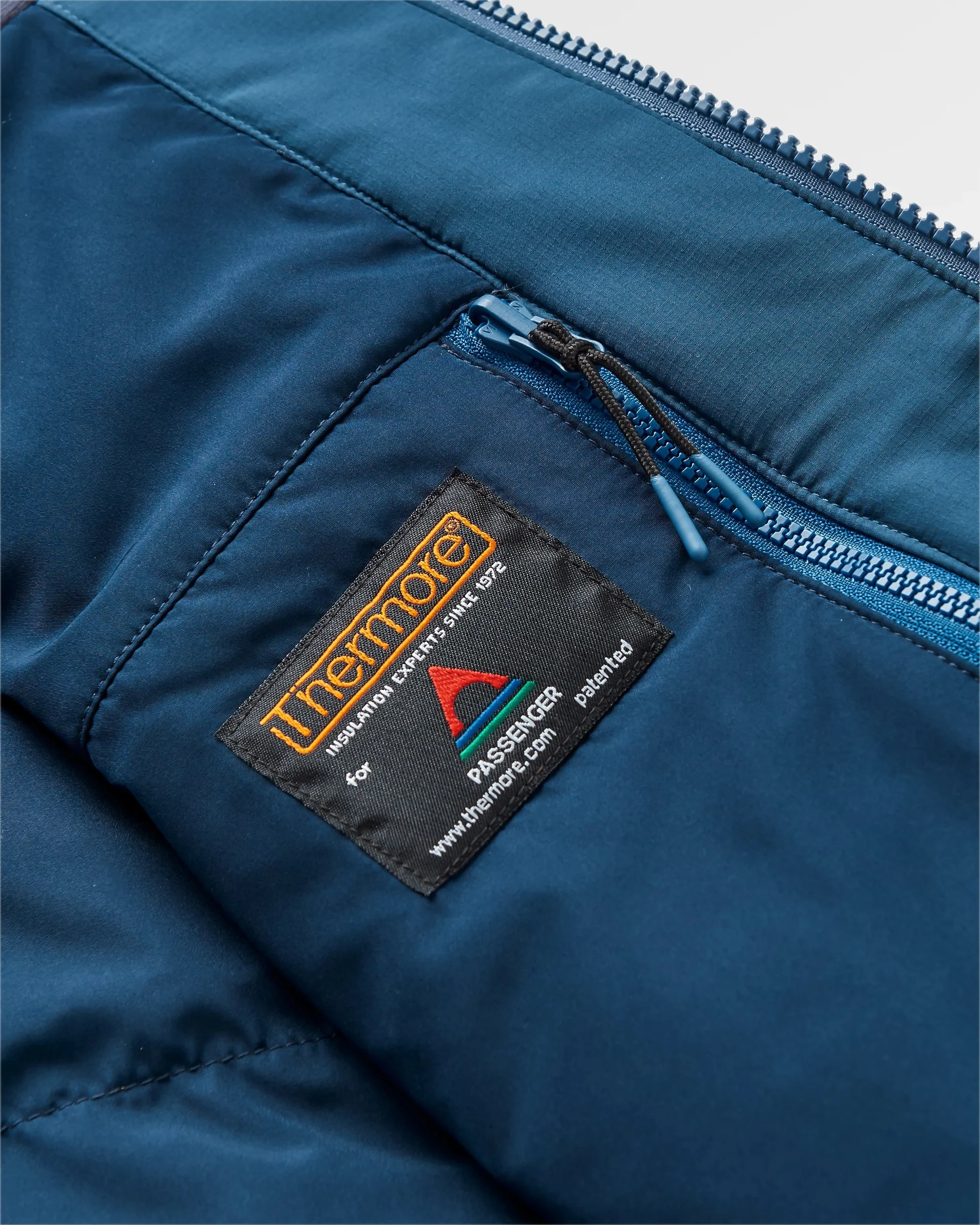 Daybreak Lightweight Thermore® Insulated Gilet - Rich Navy/Dark Denim/Arctic - Image 11
