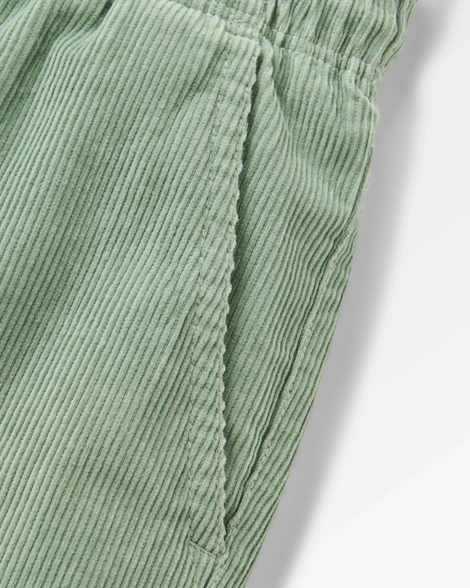 Drifter Cord Short - Pistachio - Image 6