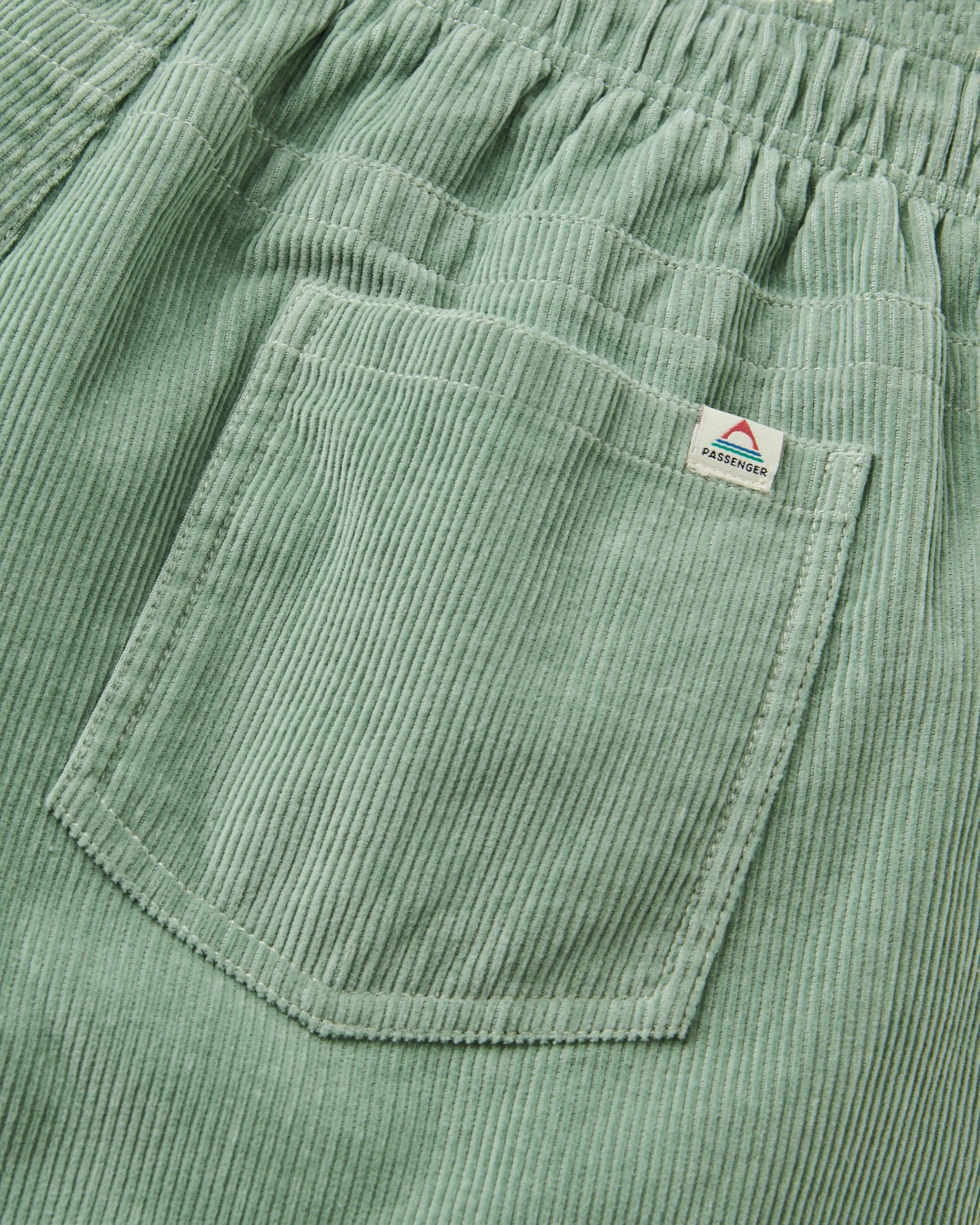 Drifter Cord Short - Pistachio - Image 7