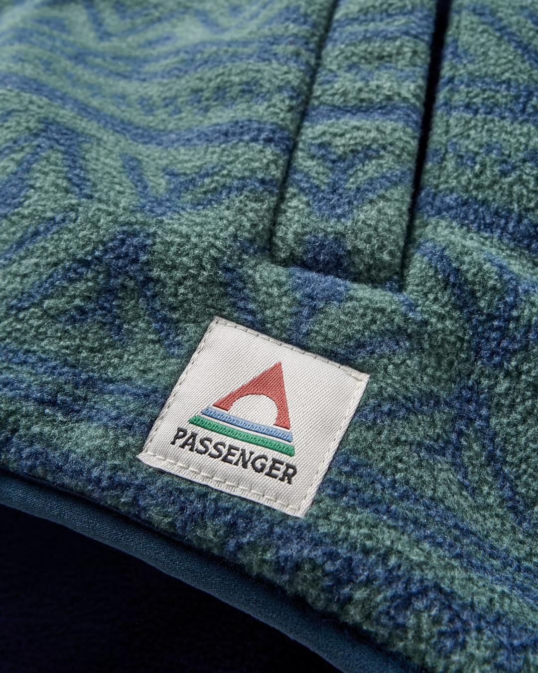 Edge Hooded 1/2 Zip Polar Fleece - Nordic Geo Deep Ocean - Image 6