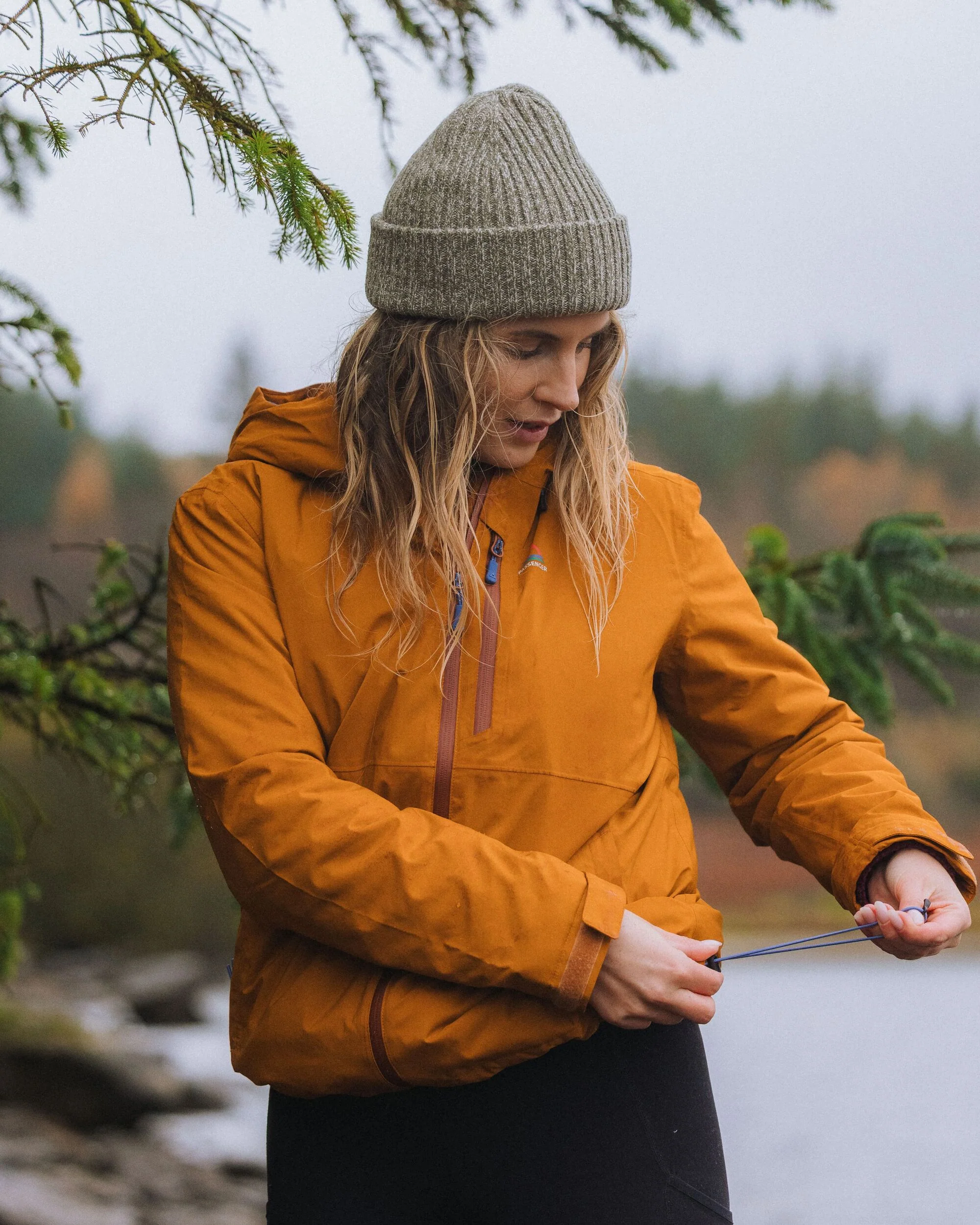 Elevate Insulated Waterproof Jacket - Retro Orange - Image 3