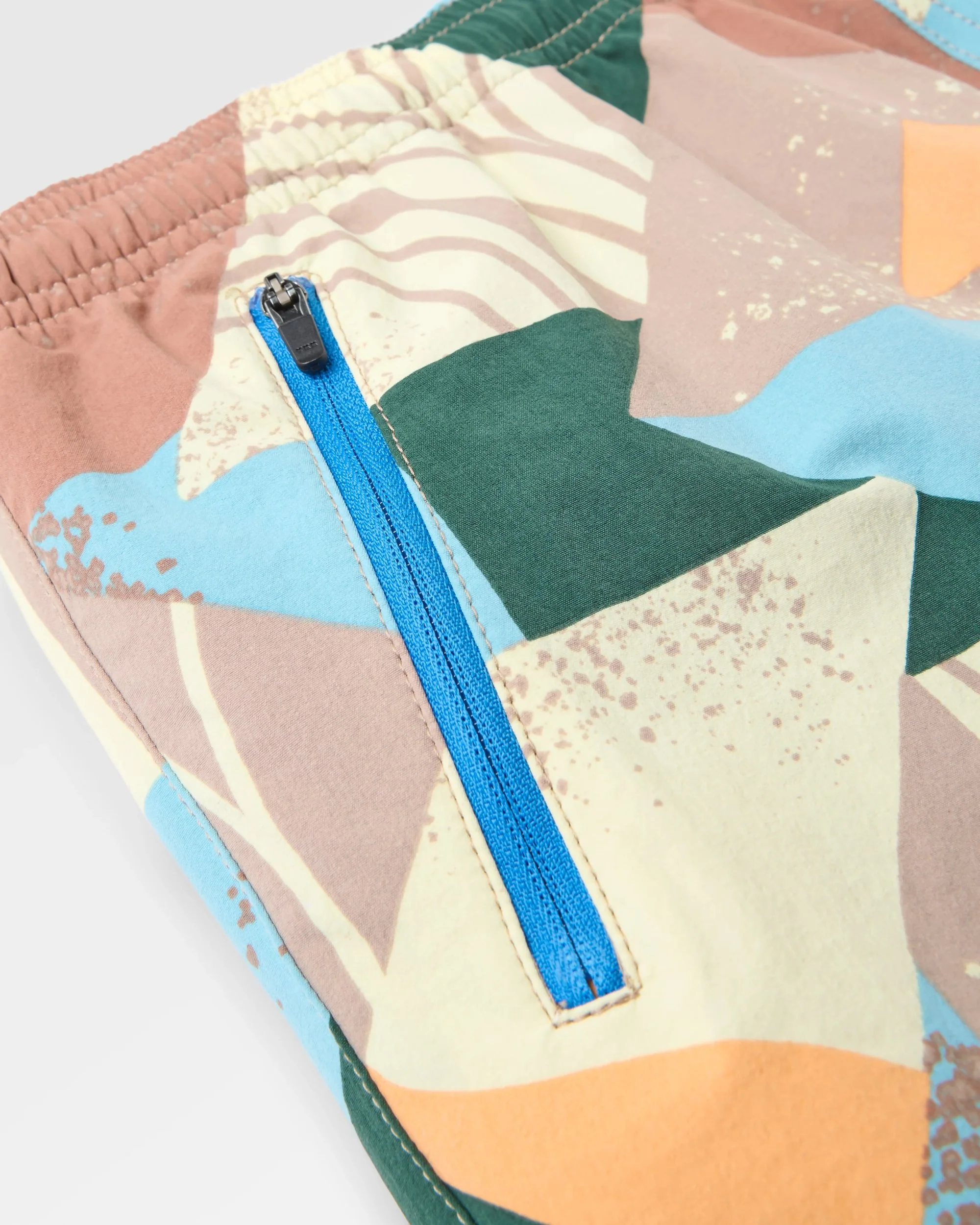 Flaris NetPlus® Beach Short - Sun Patch Simply Taupe - Image 3