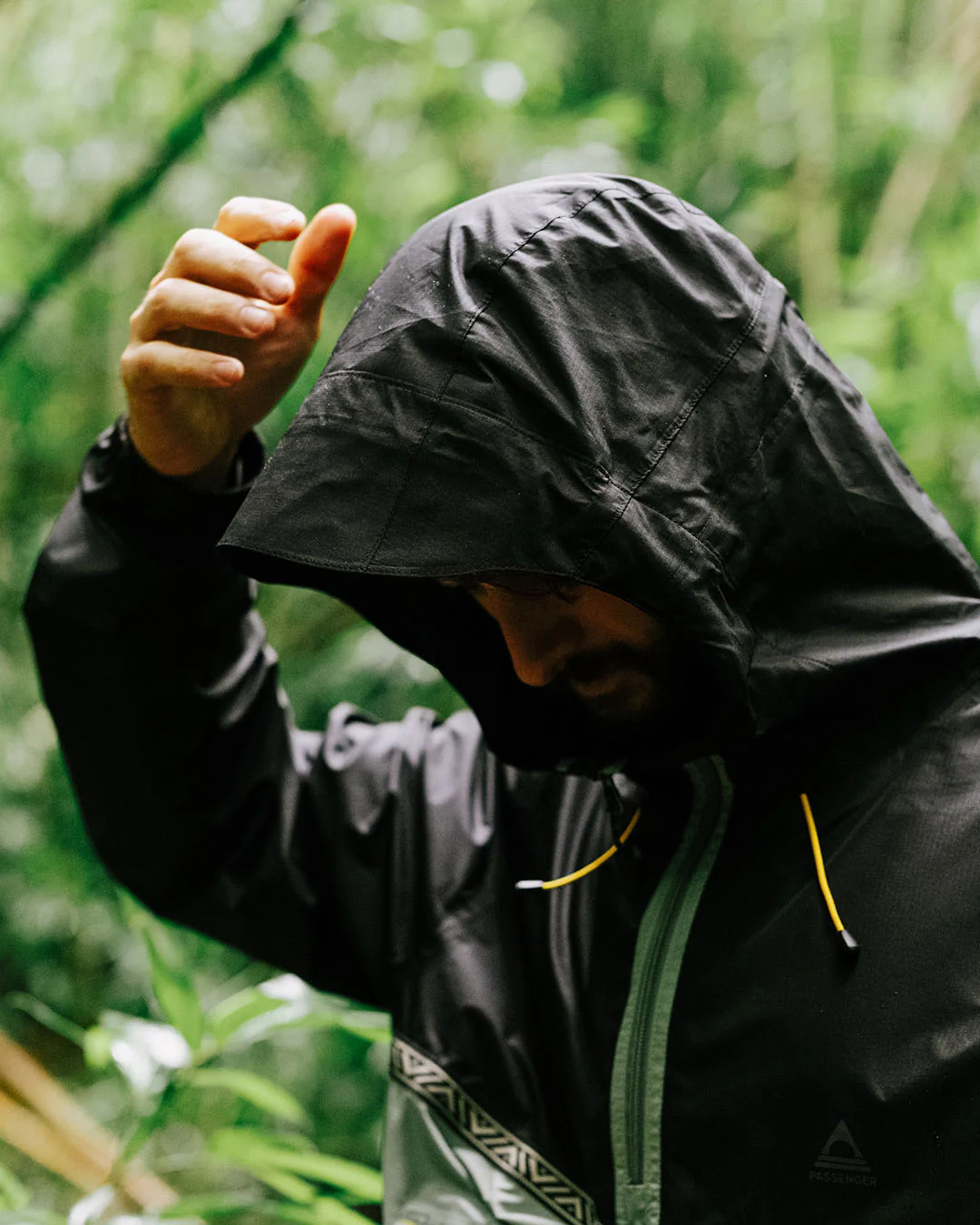 Flow 1/2 Zip Water Resistant Jacket - True Black/Pistachio - Image 6