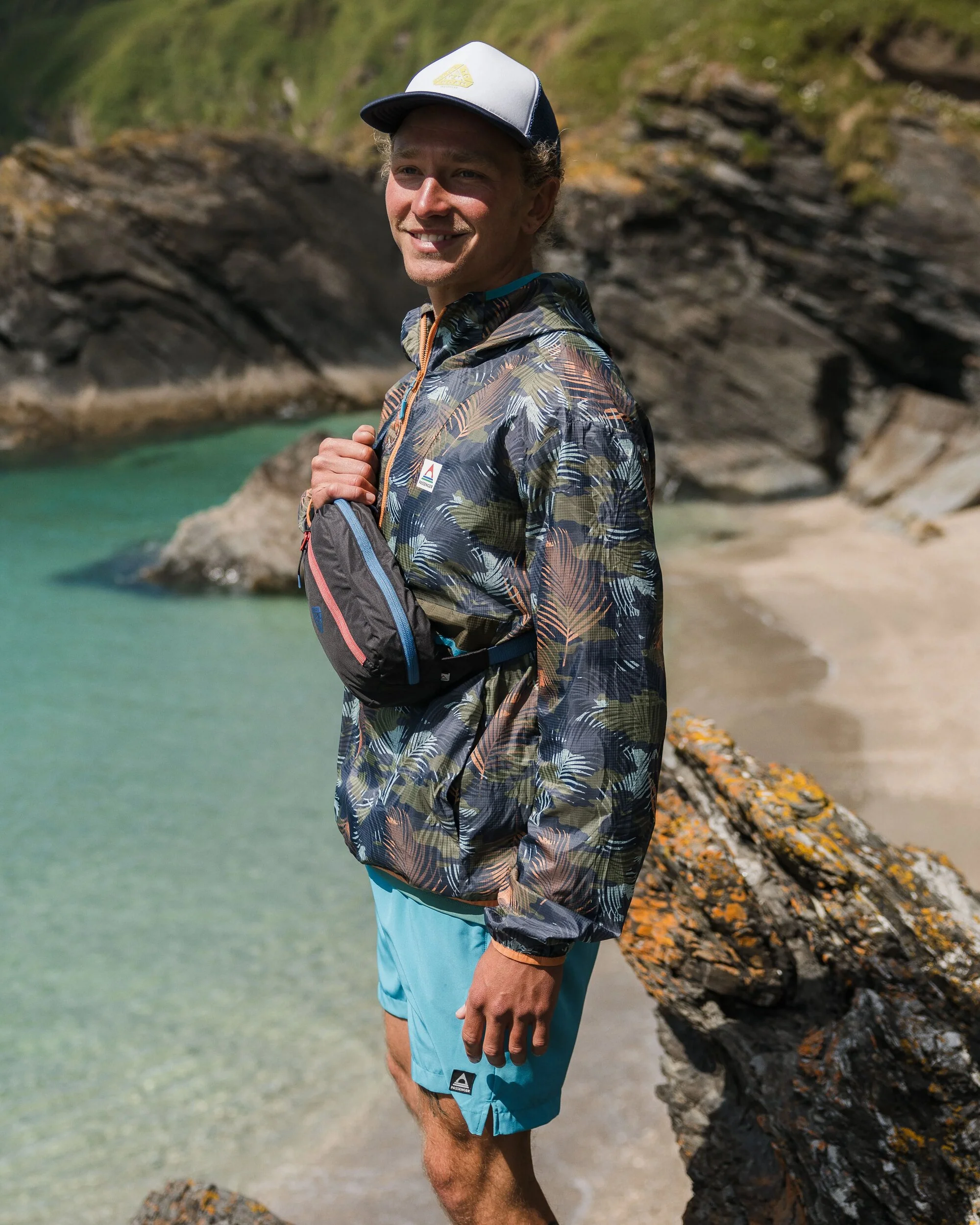 Gusto Windshell Anorak - Palm Camo Apricot - Image 3