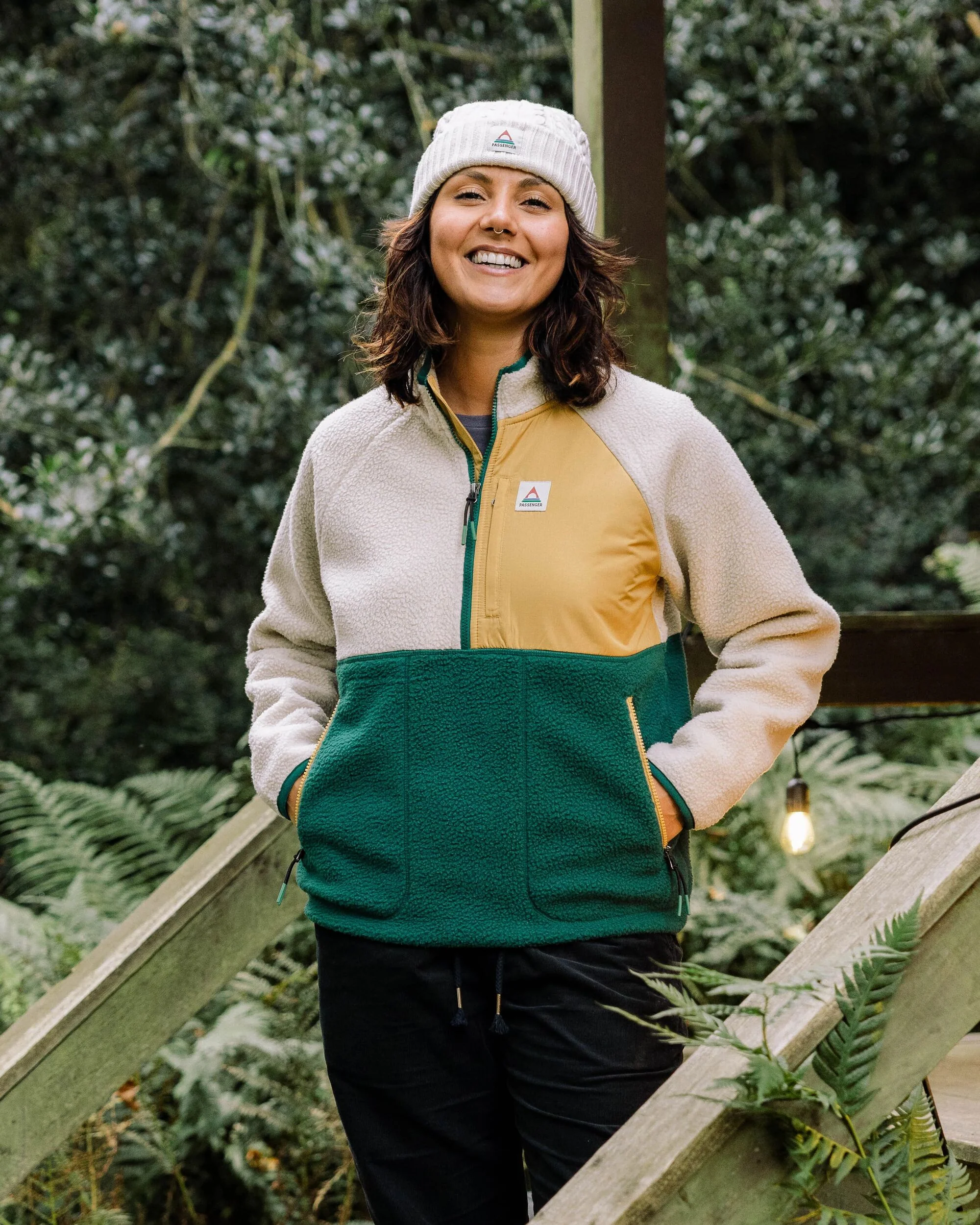 Home Sherpa Fleece - Rain Forest/ Oatmeal - Image 5