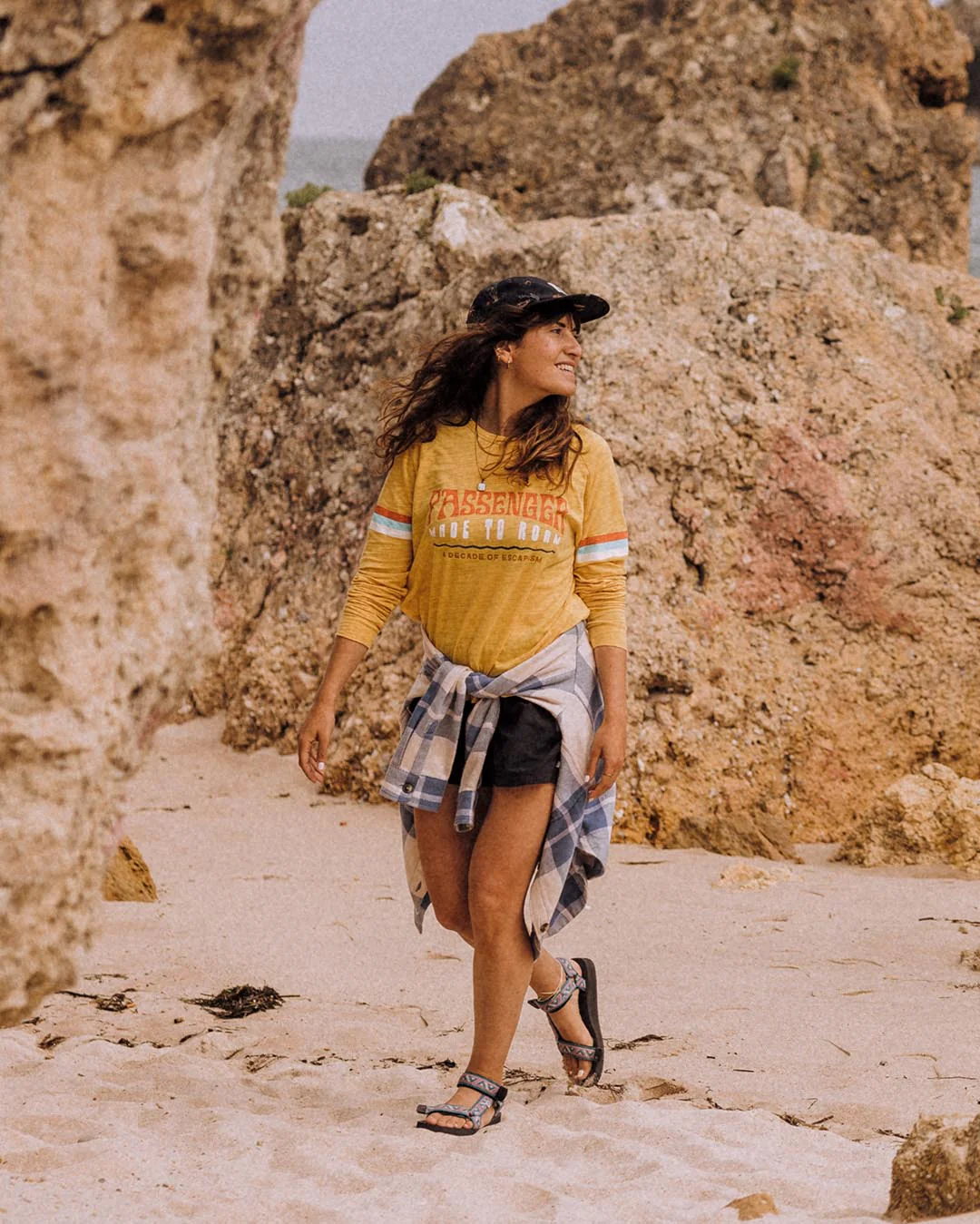 La Sarena Oversized LS T-Shirt - Ochre Yellow - Image 4