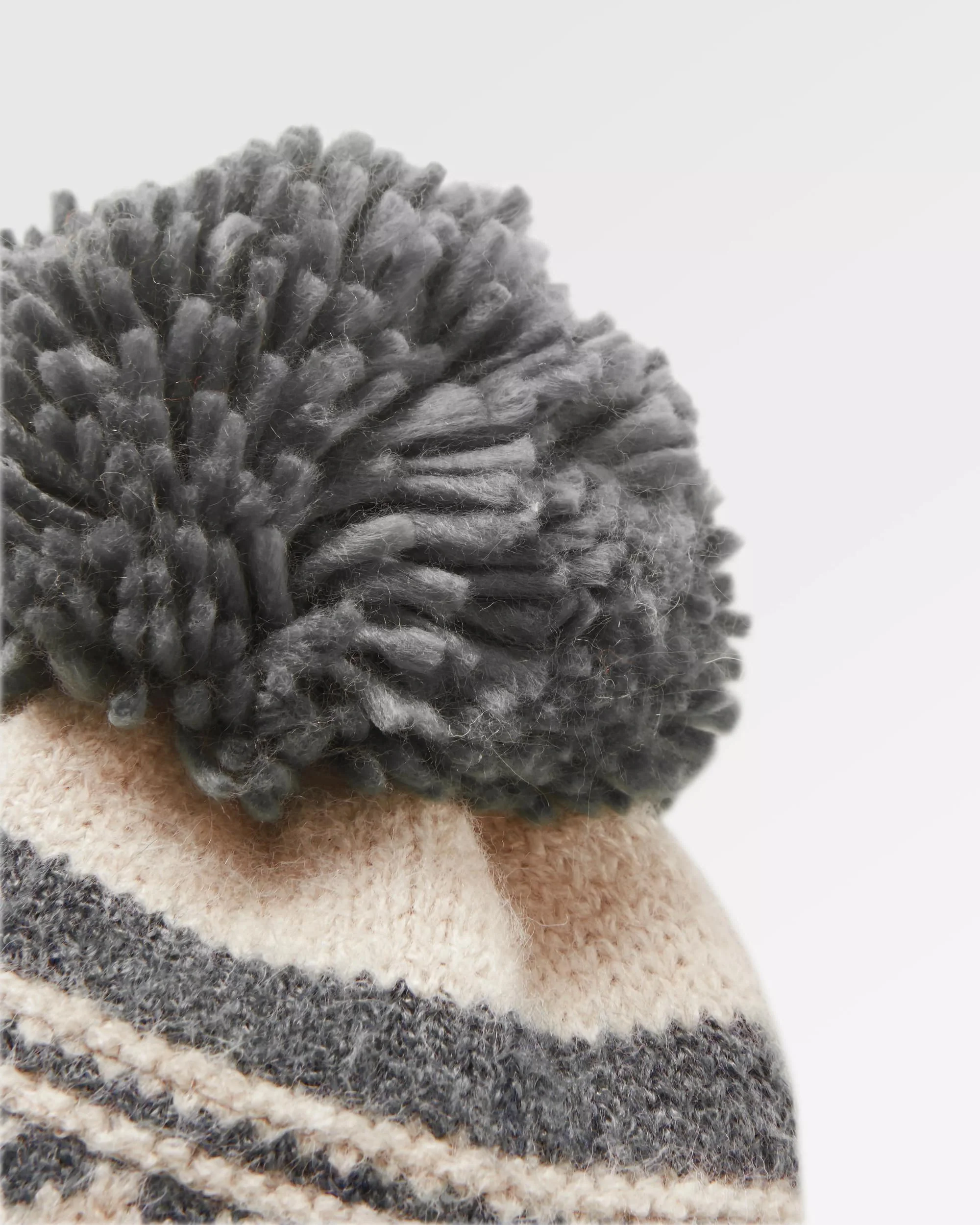 Lodge Bobble Hat - Black - Image 7