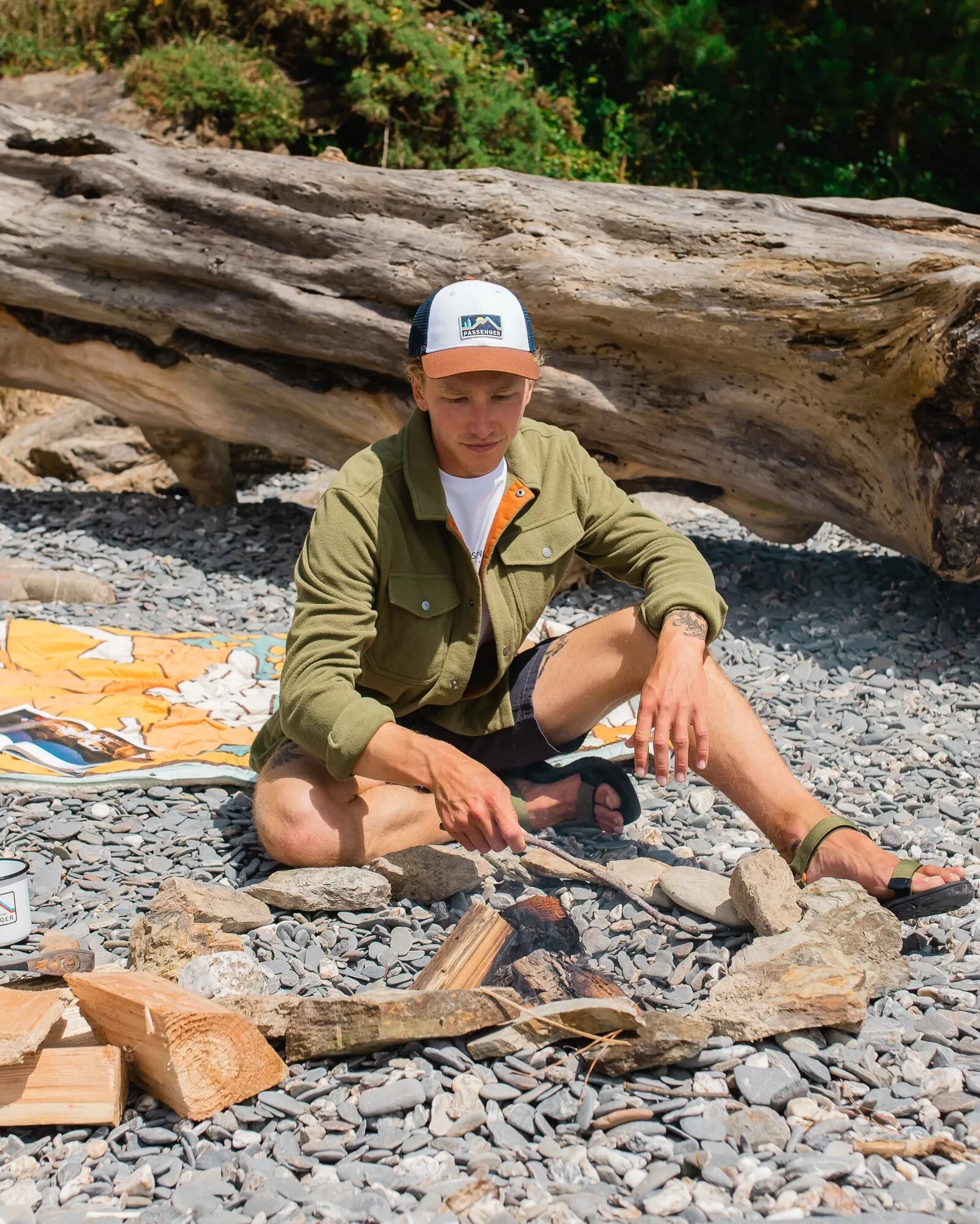 Maple Polar Fleece Shirt - Khaki - Image 5