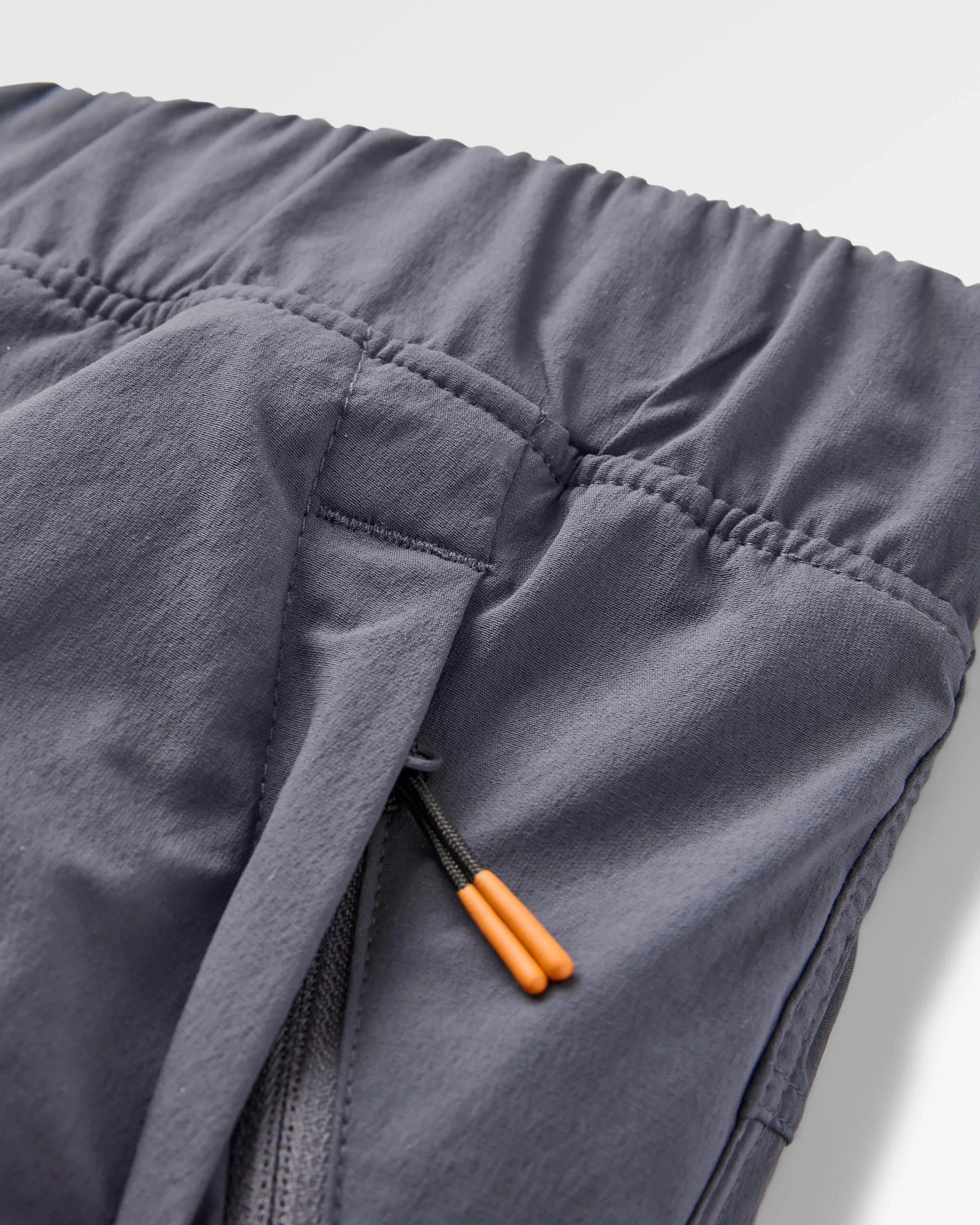 Men's Solscape Active Short - Charcoal - Image 5