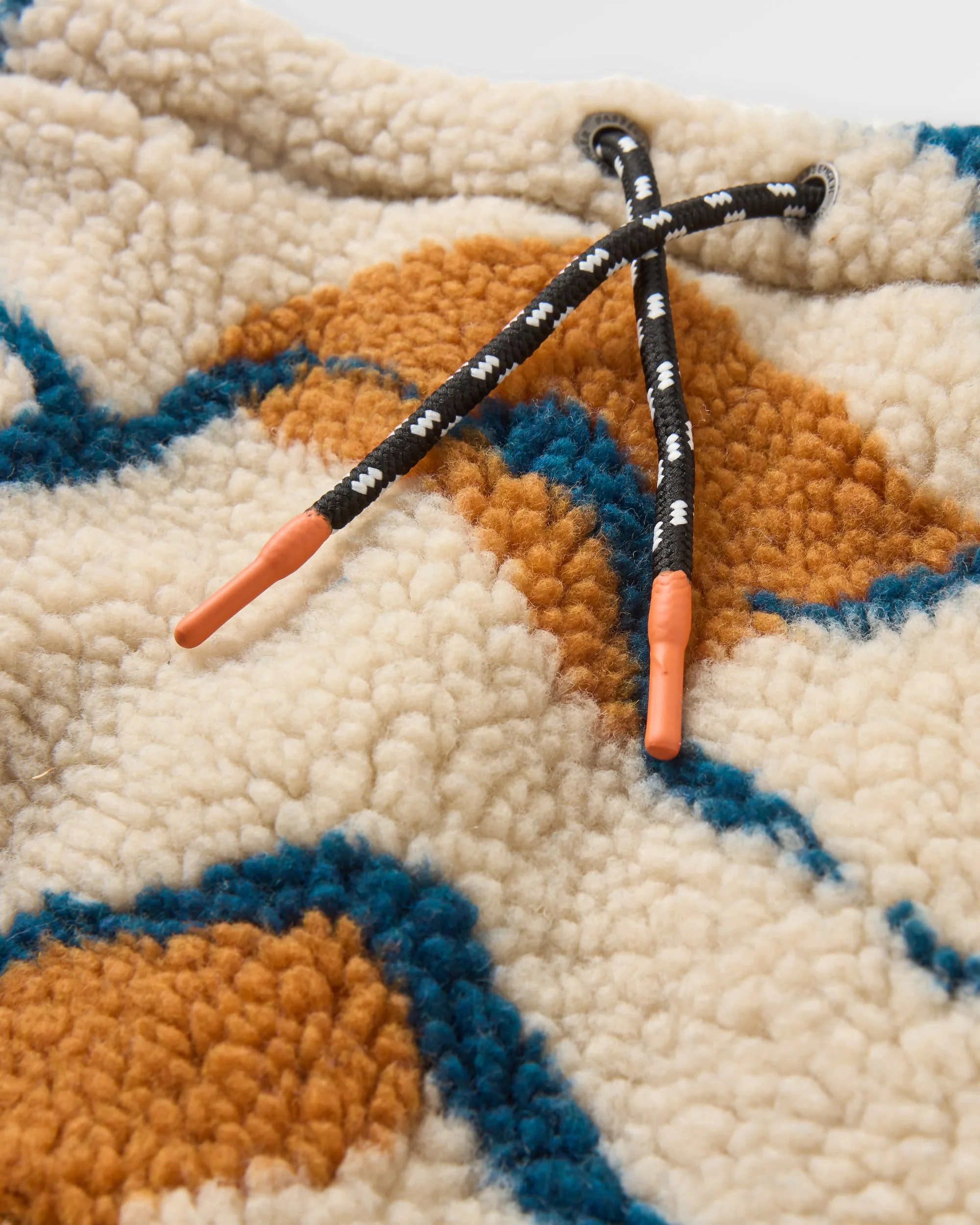 Mulled Sherpa Fleece Snood - Abstract Trails Pebble Grey - Image 3