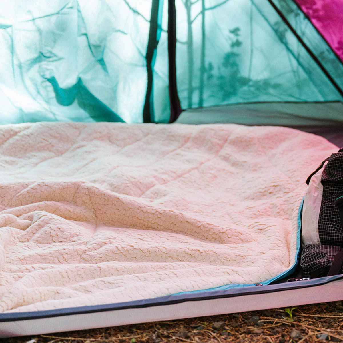 Nomadic Sherpa Blanket - Black 'Nowhere Bound' Print - Image 9