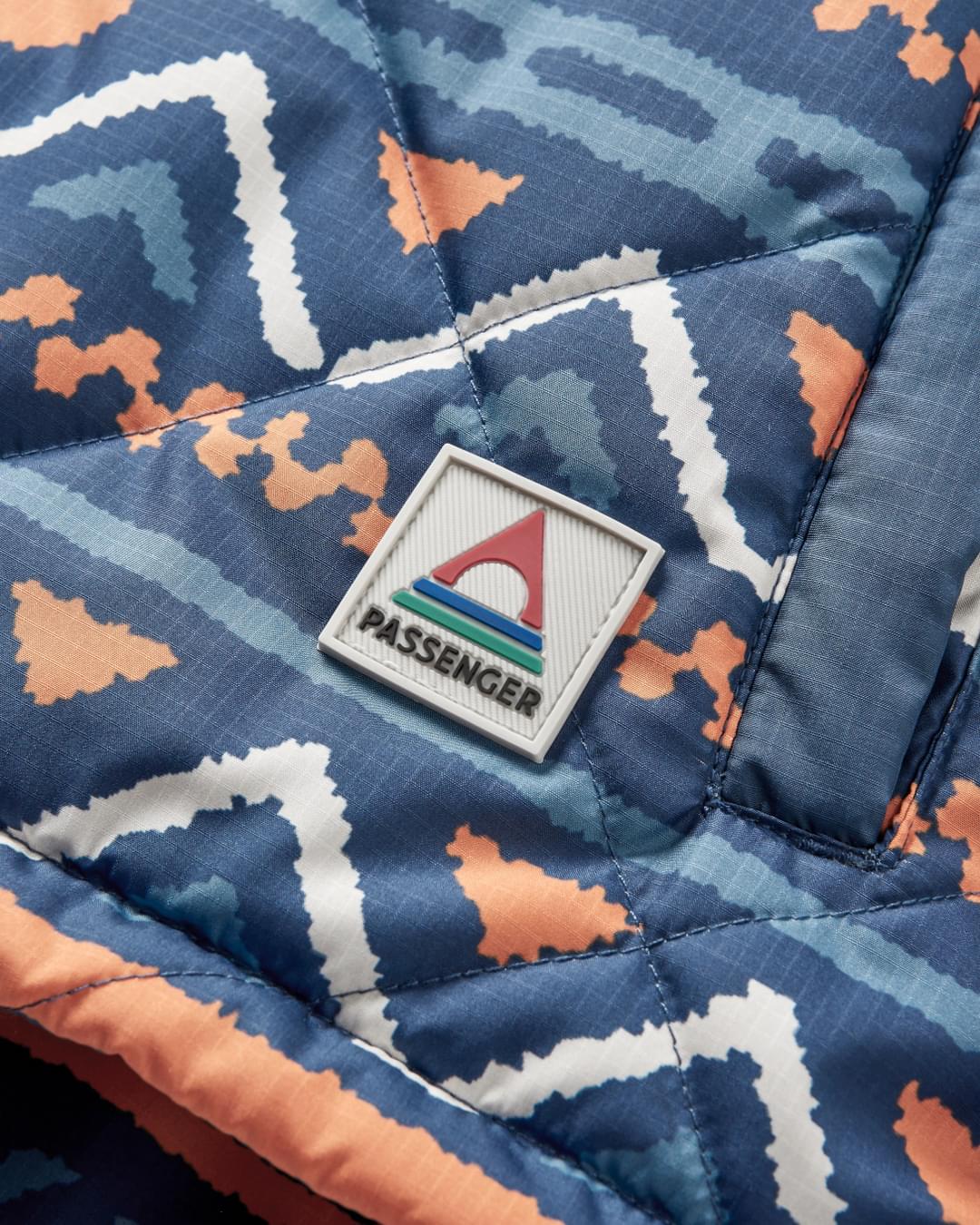 Ocean Insulated Anorak - Homespun Stripe Navy - Image 6
