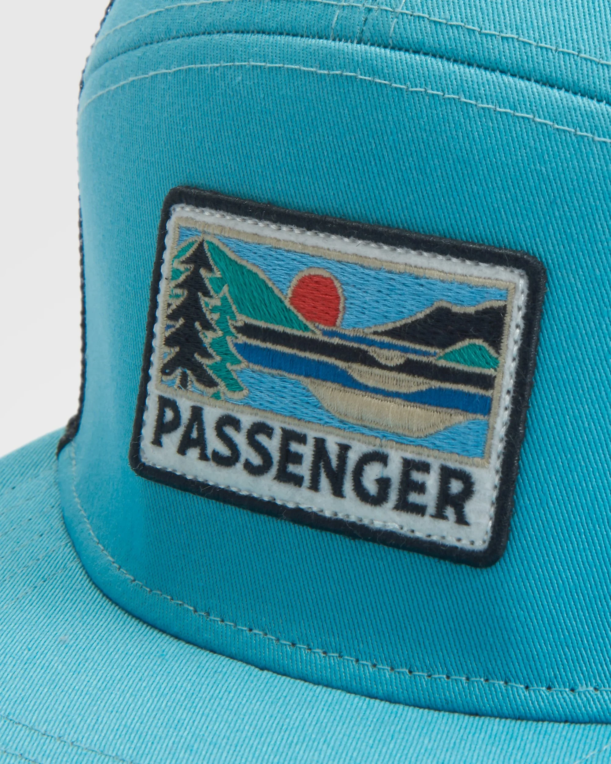 Roamer 7 Panel Organic Cotton Trucker Cap - Arctic - Image 5