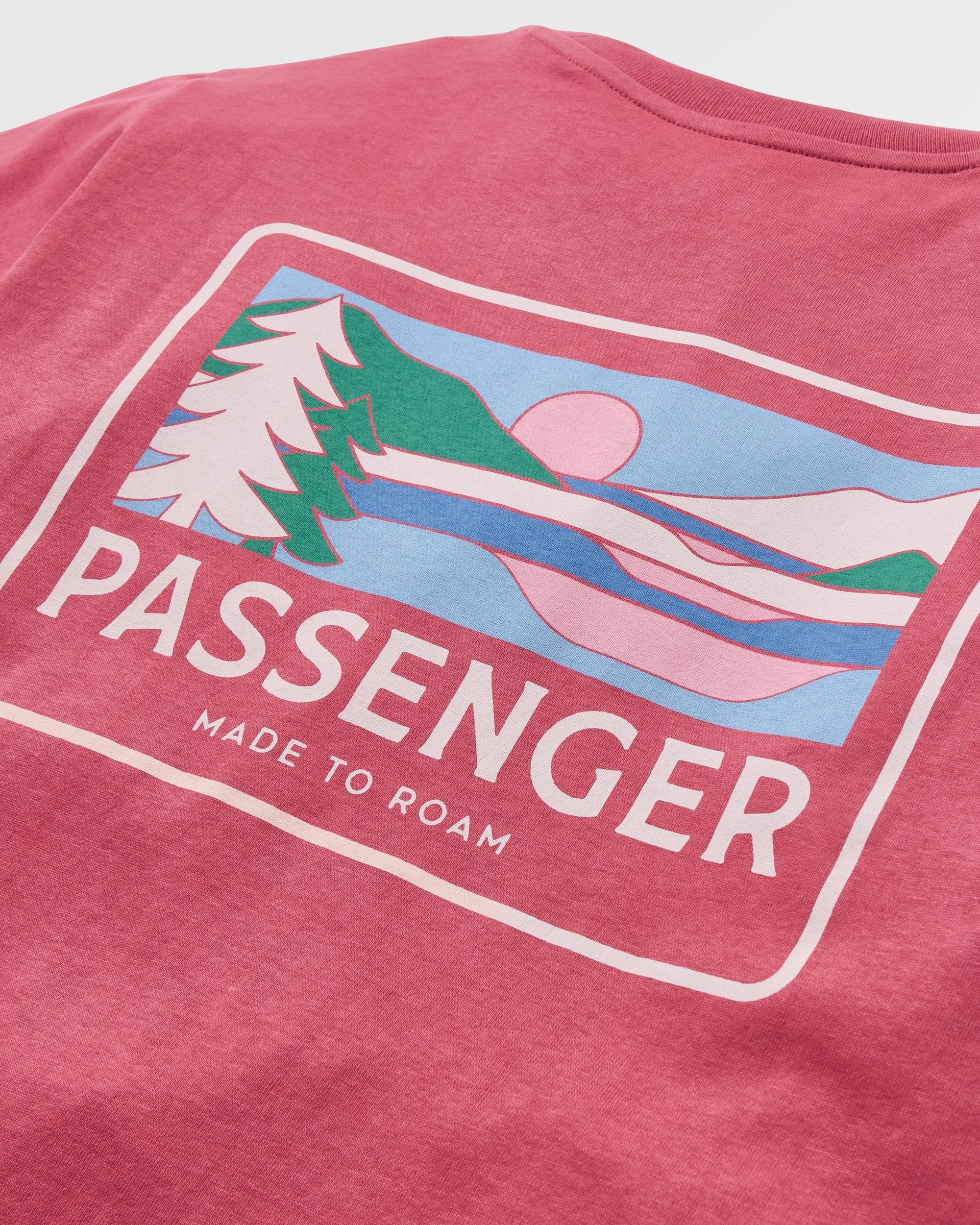 Roamer Women's T-Shirt - Garnet - Image 4