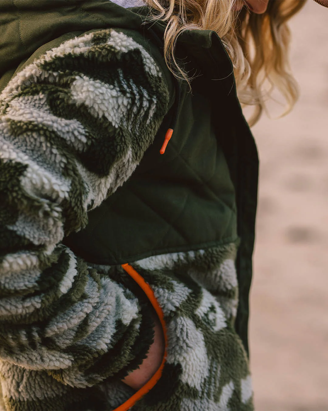 Sefton Deep-Pile Sherpa Full Zip Fleece - Fir Tree - Image 4