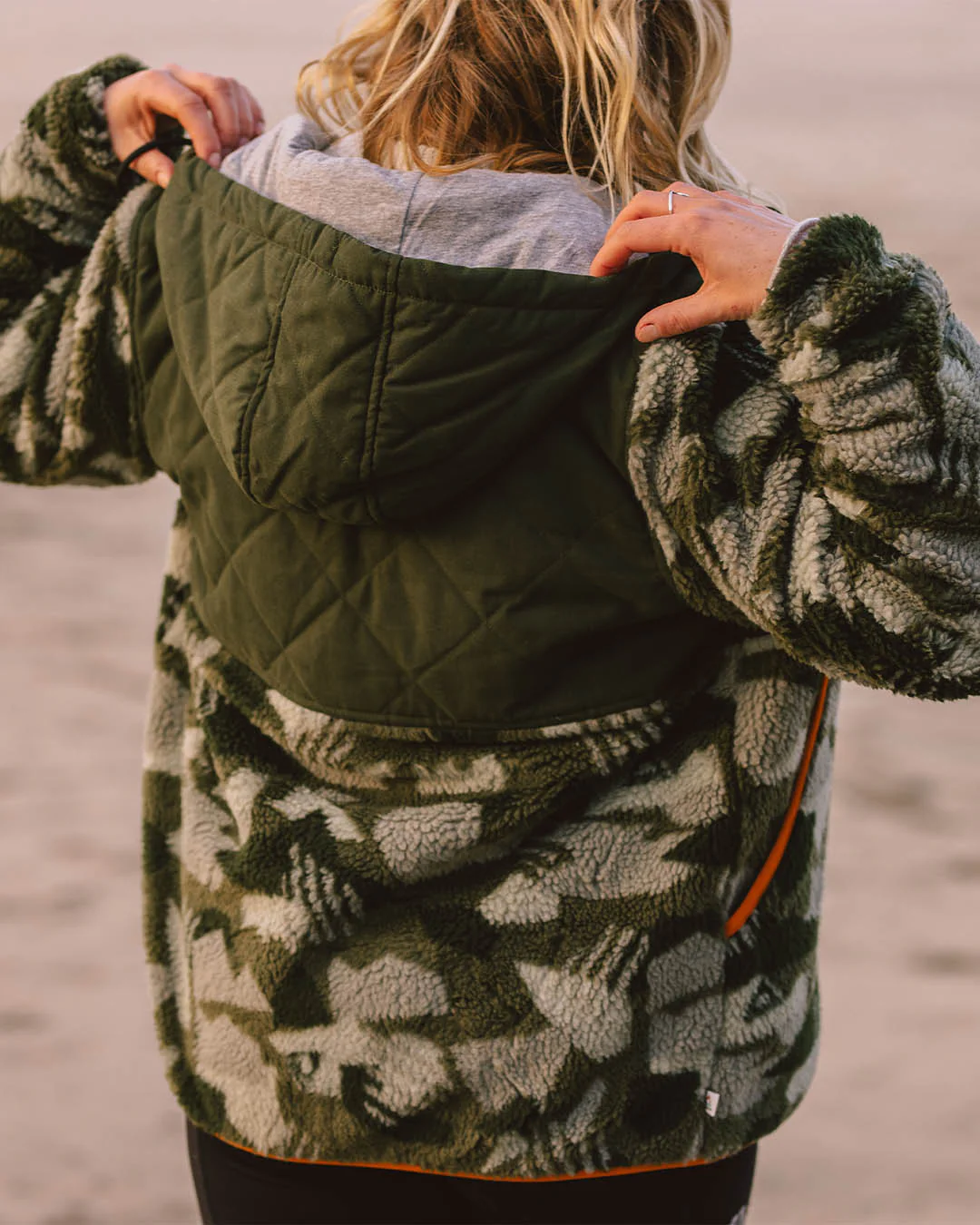 Sefton Deep-Pile Sherpa Full Zip Fleece - Fir Tree - Image 5