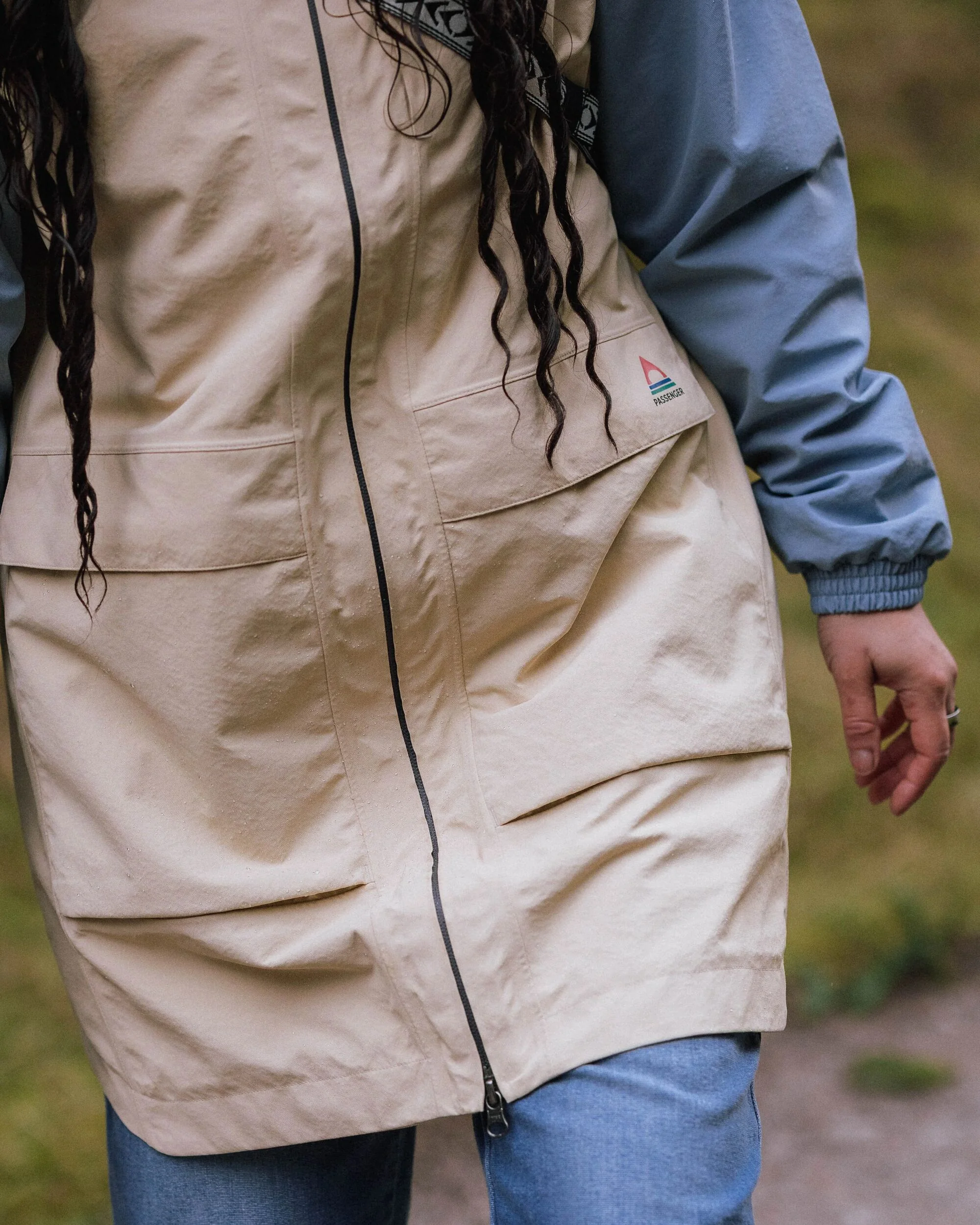 Serein Waterproof Jacket - Faded Denim/Desert - Image 5