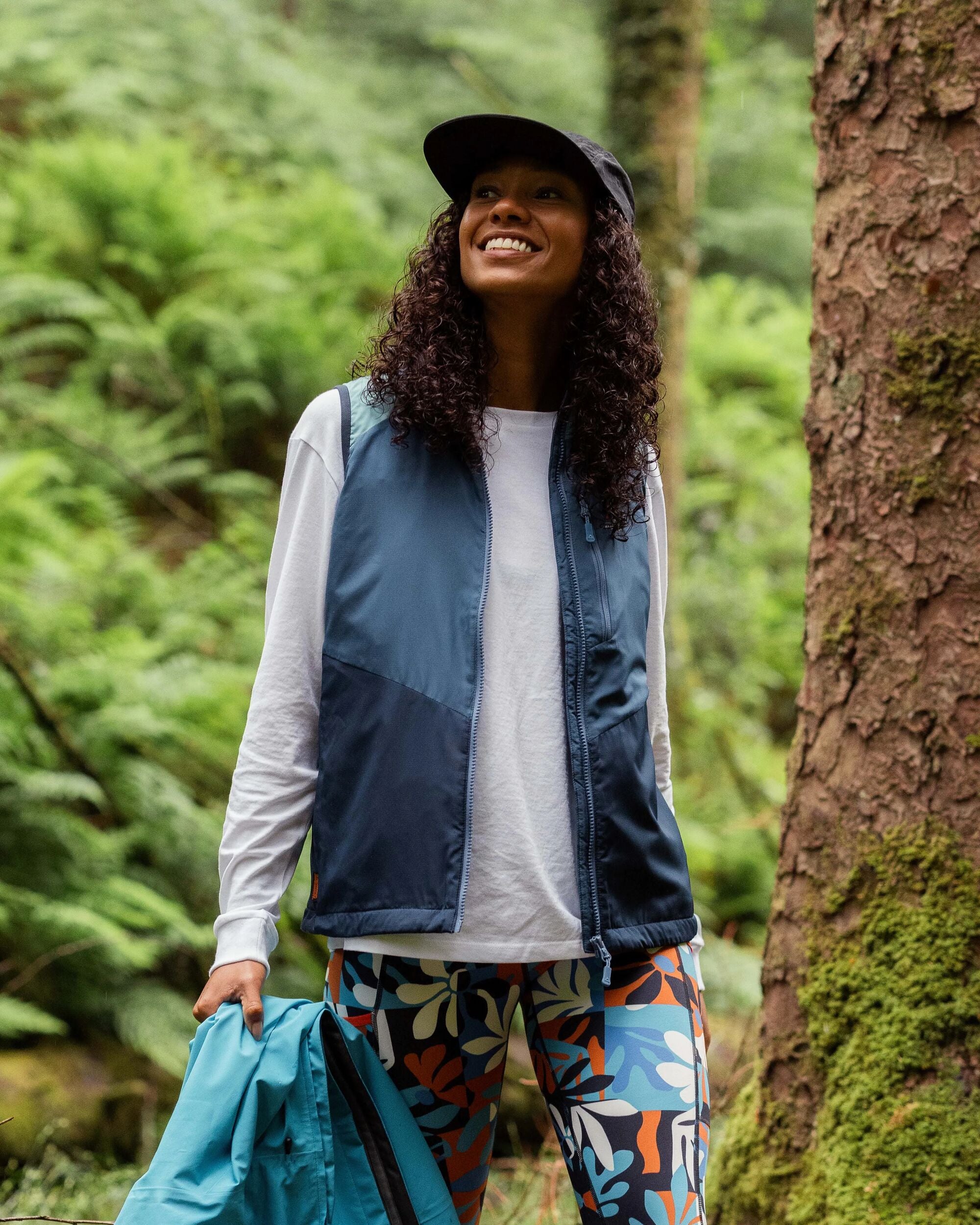 Shasta Lightweight ThermoreĀ® Insulated Gilet - Rich Navy/Dark Denim/Arctic