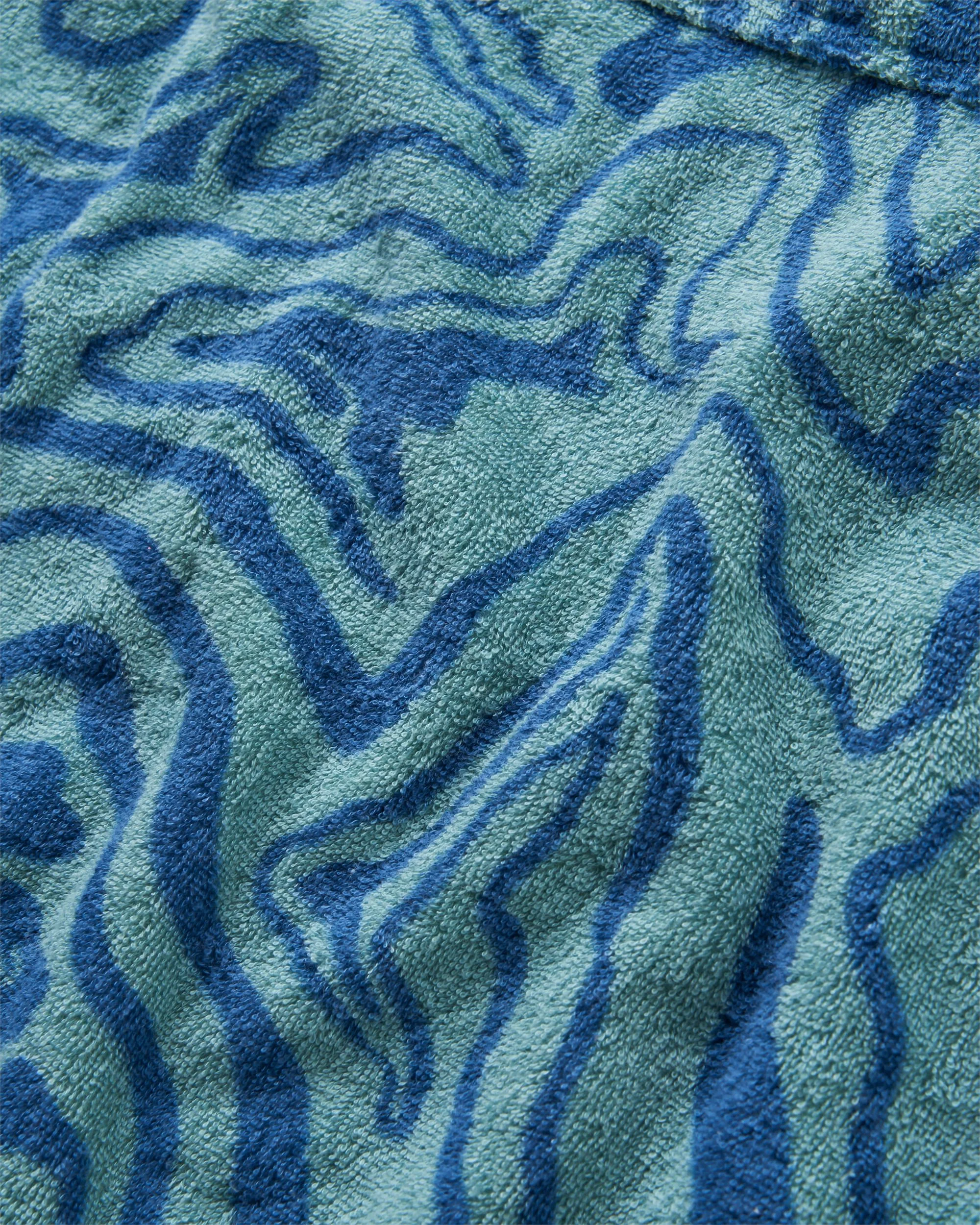 Shoreline Cotton Towel Poncho - Strata Swirl Arctic - Image 6