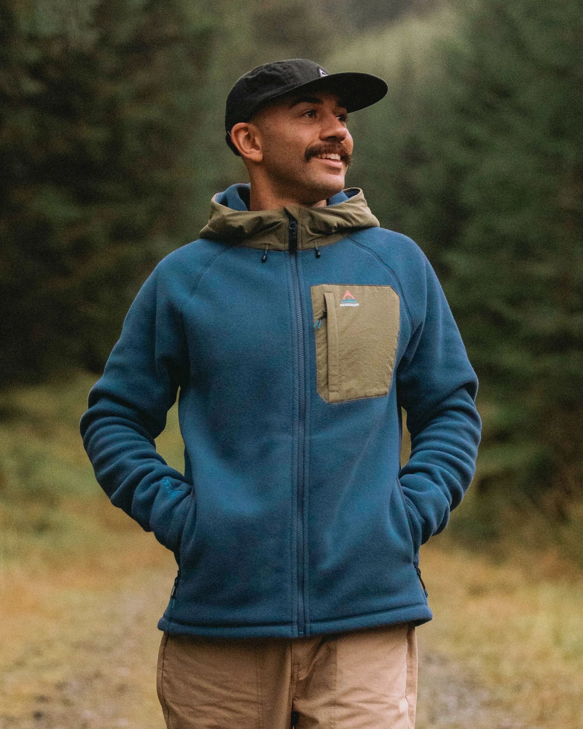 Sierrascape Men's PolartecĀ® Fleece Hoodie - Dark Denim - Image 3