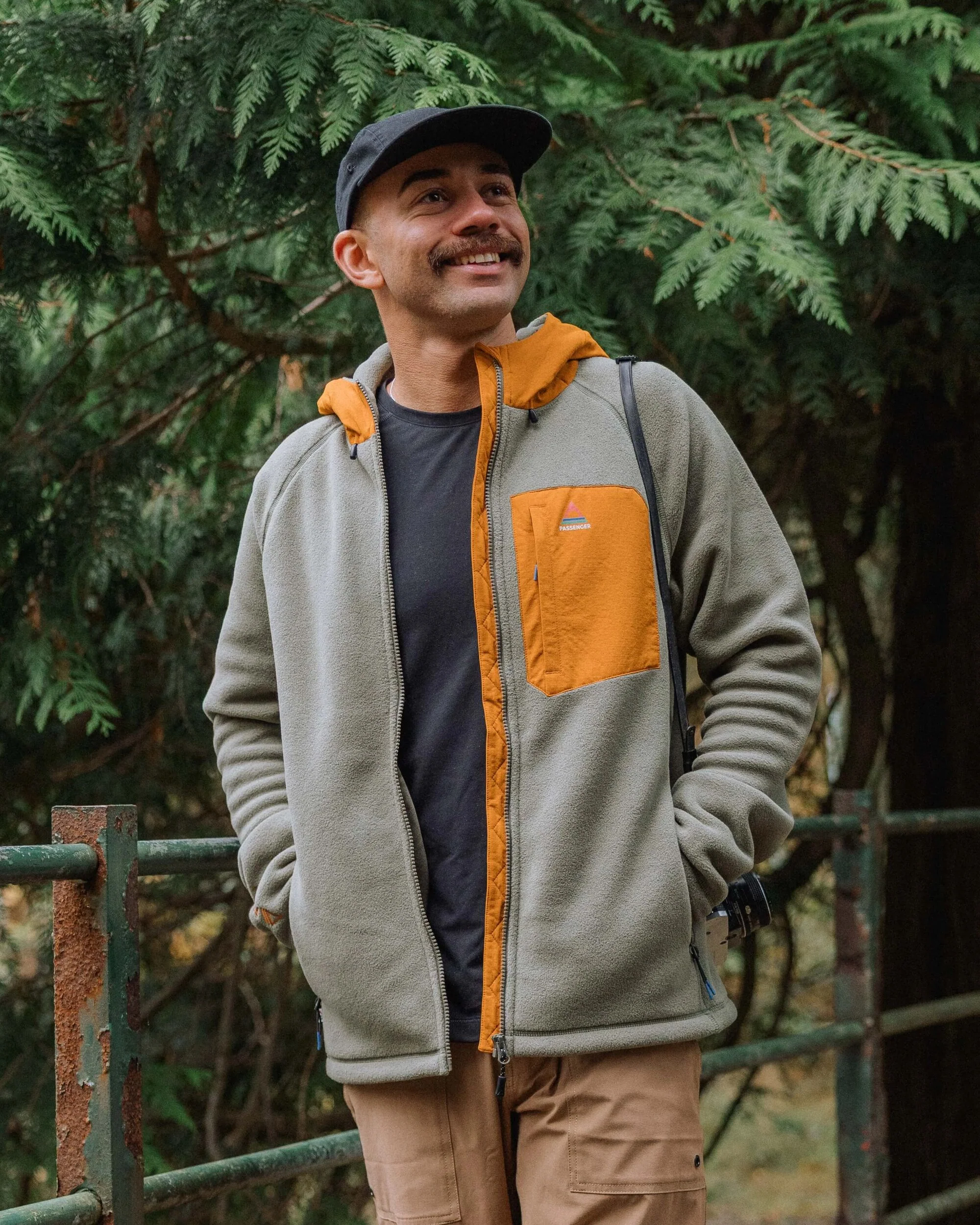 Sierrascape Men's PolartecĀ® Fleece Hoodie - Dusty Olive - Image 3