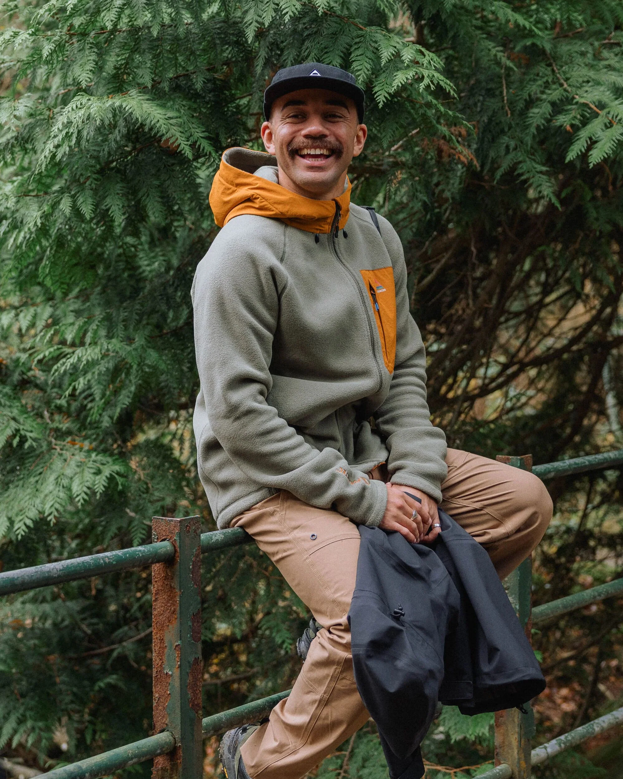 Sierrascape Men's PolartecĀ® Fleece Hoodie - Dusty Olive - Image 5
