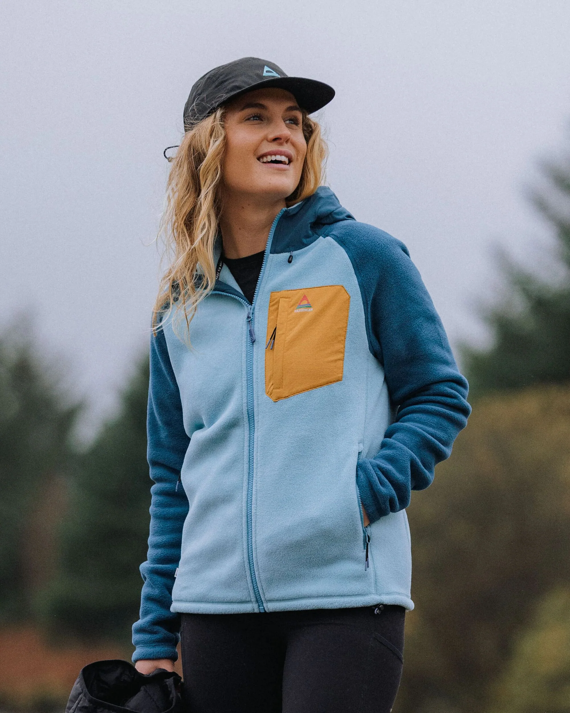 Sierrascape Women's PolartecĀ® Fleece Hoodie - Retro Blue/Tidal Blue