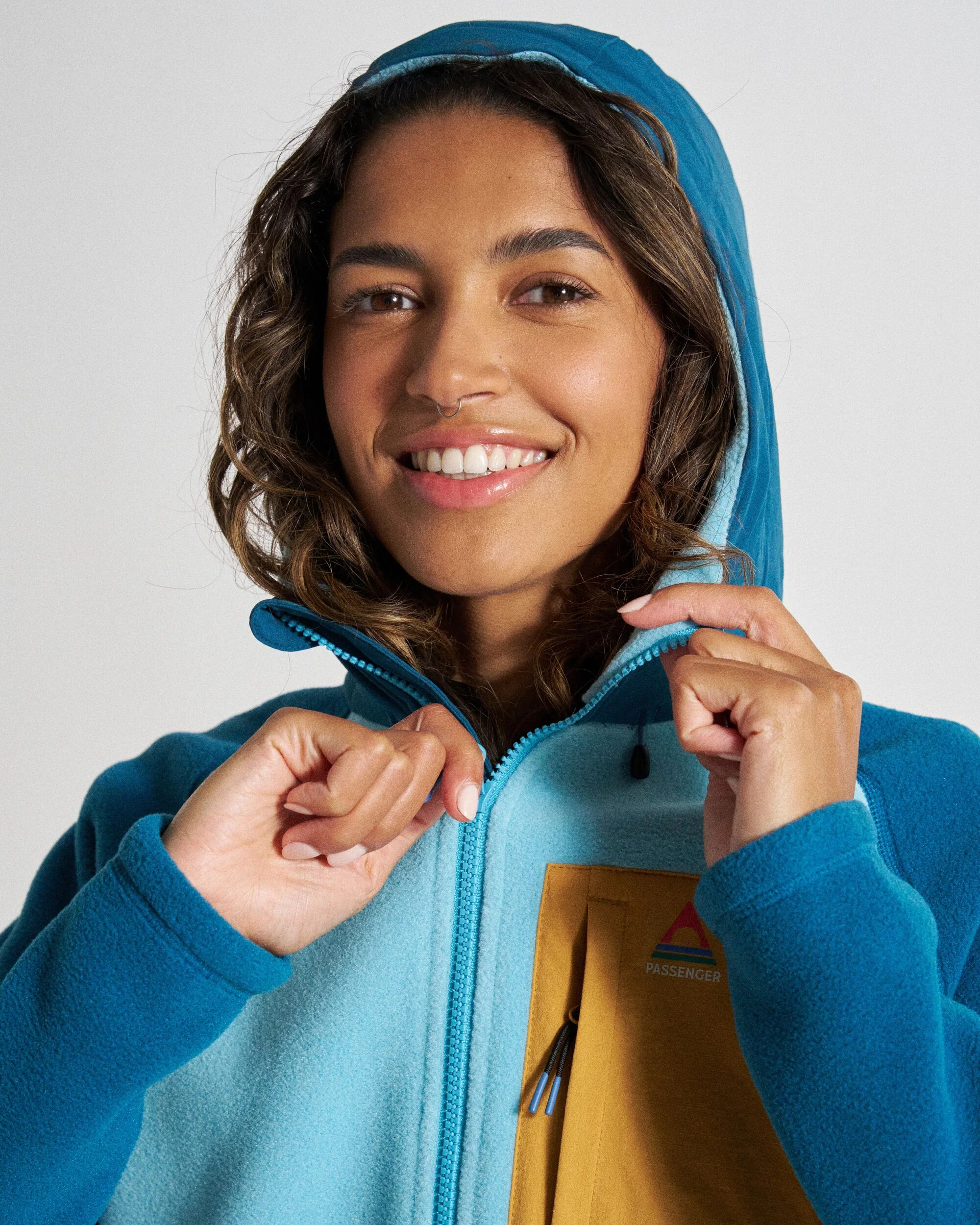Sierrascape Women's PolartecĀ® Fleece Hoodie - Retro Blue/Tidal Blue - Image 5