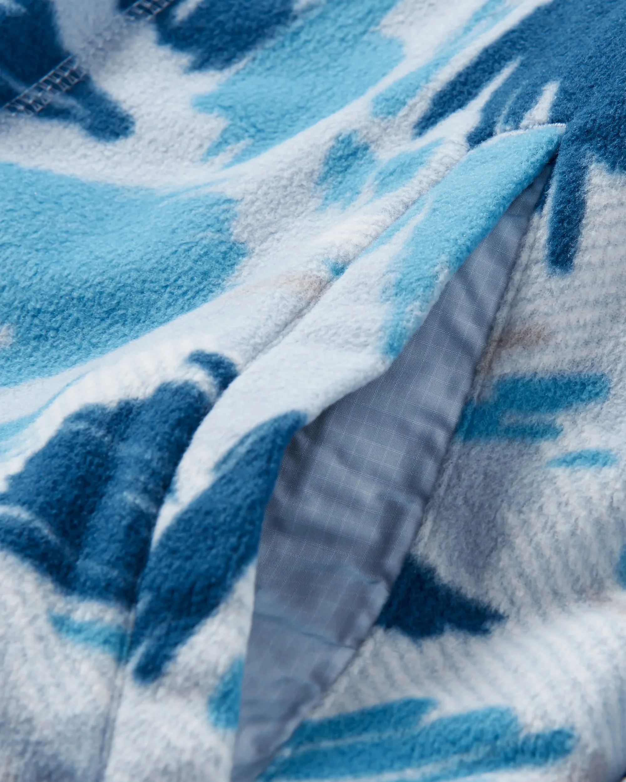 Sorrel Polar Fleece - Abstract Mountain Blue Fog - Image 5