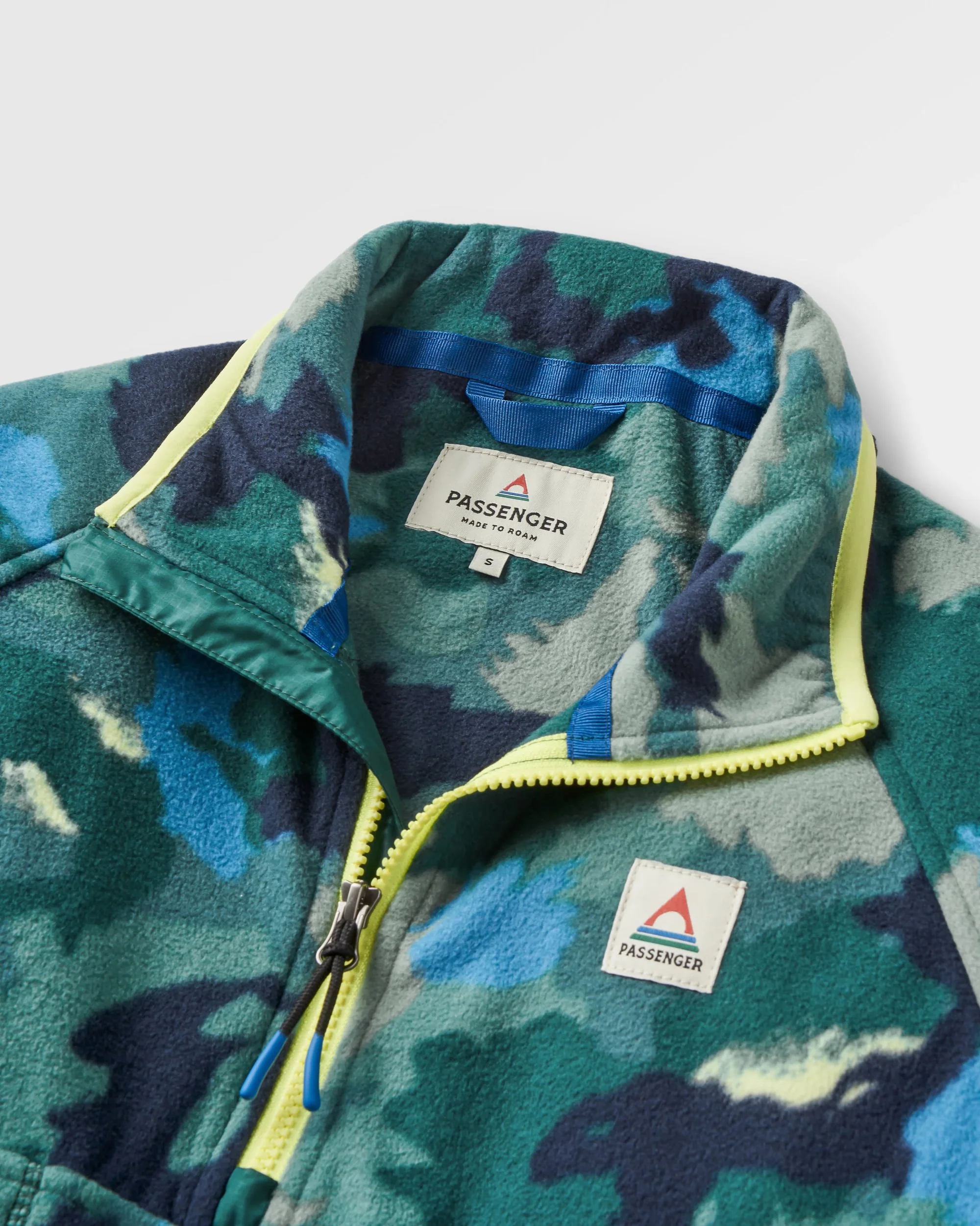 Sorrel Polar Fleece - Alpine Camo Rain Forest - Image 2