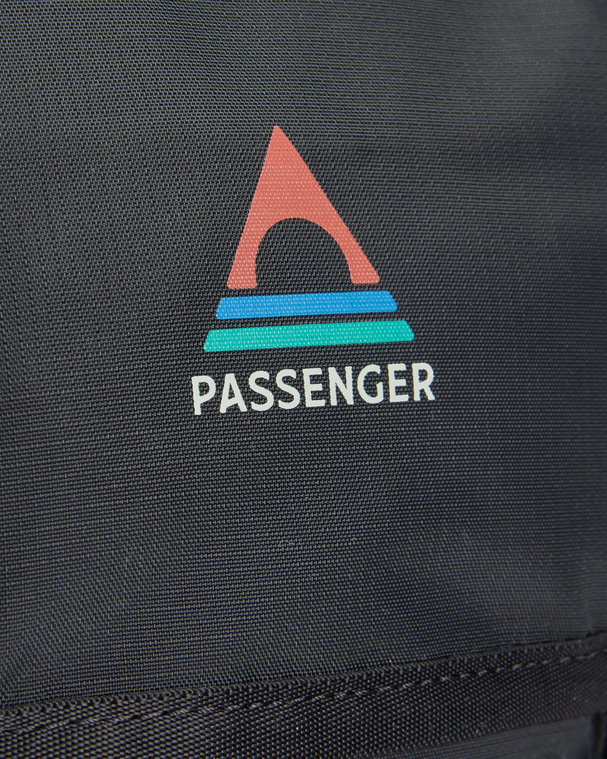 Trailscape 18L Backpack - Black - Image 12
